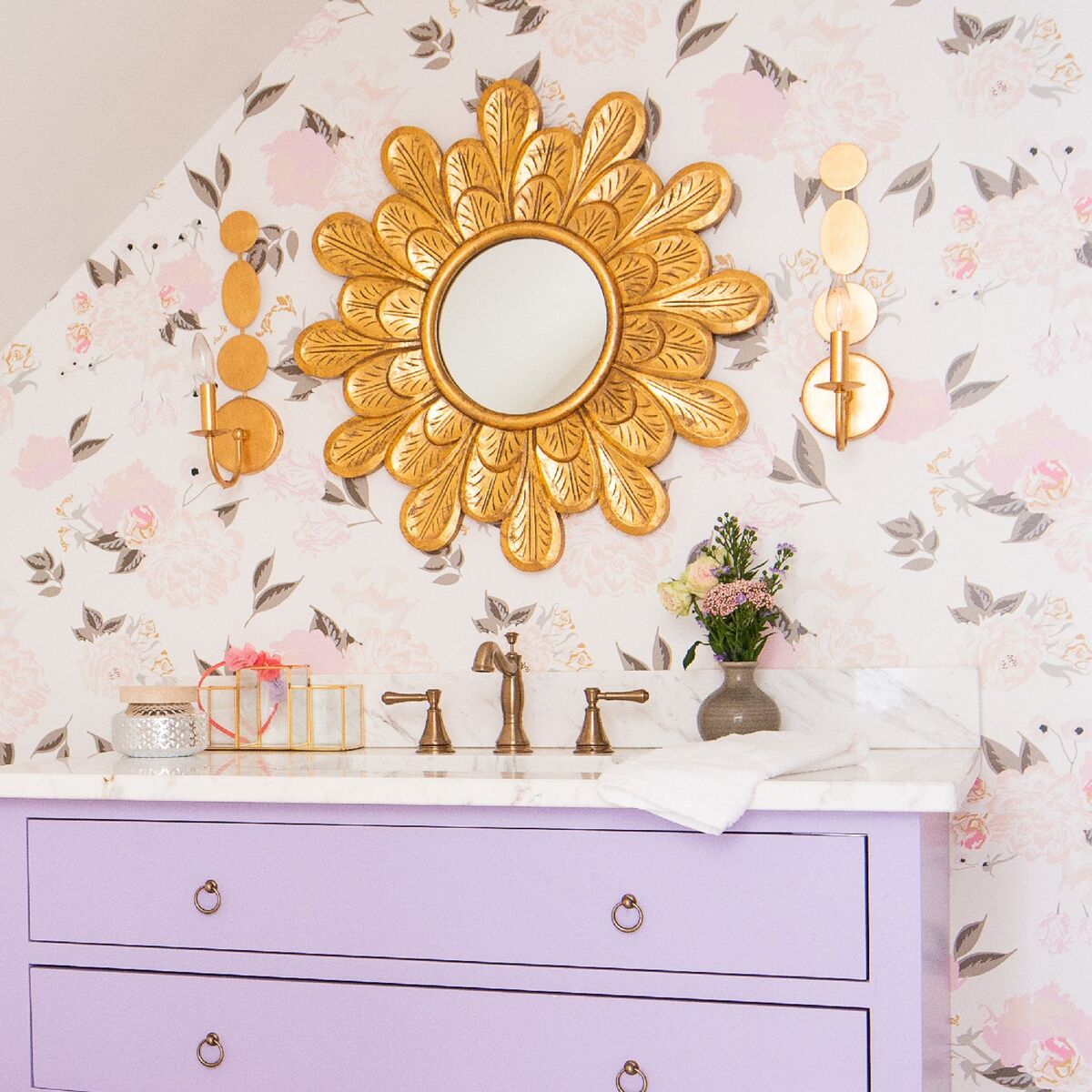 Elveneth Traditional Premium Brass Wall Lamp - Letslighting