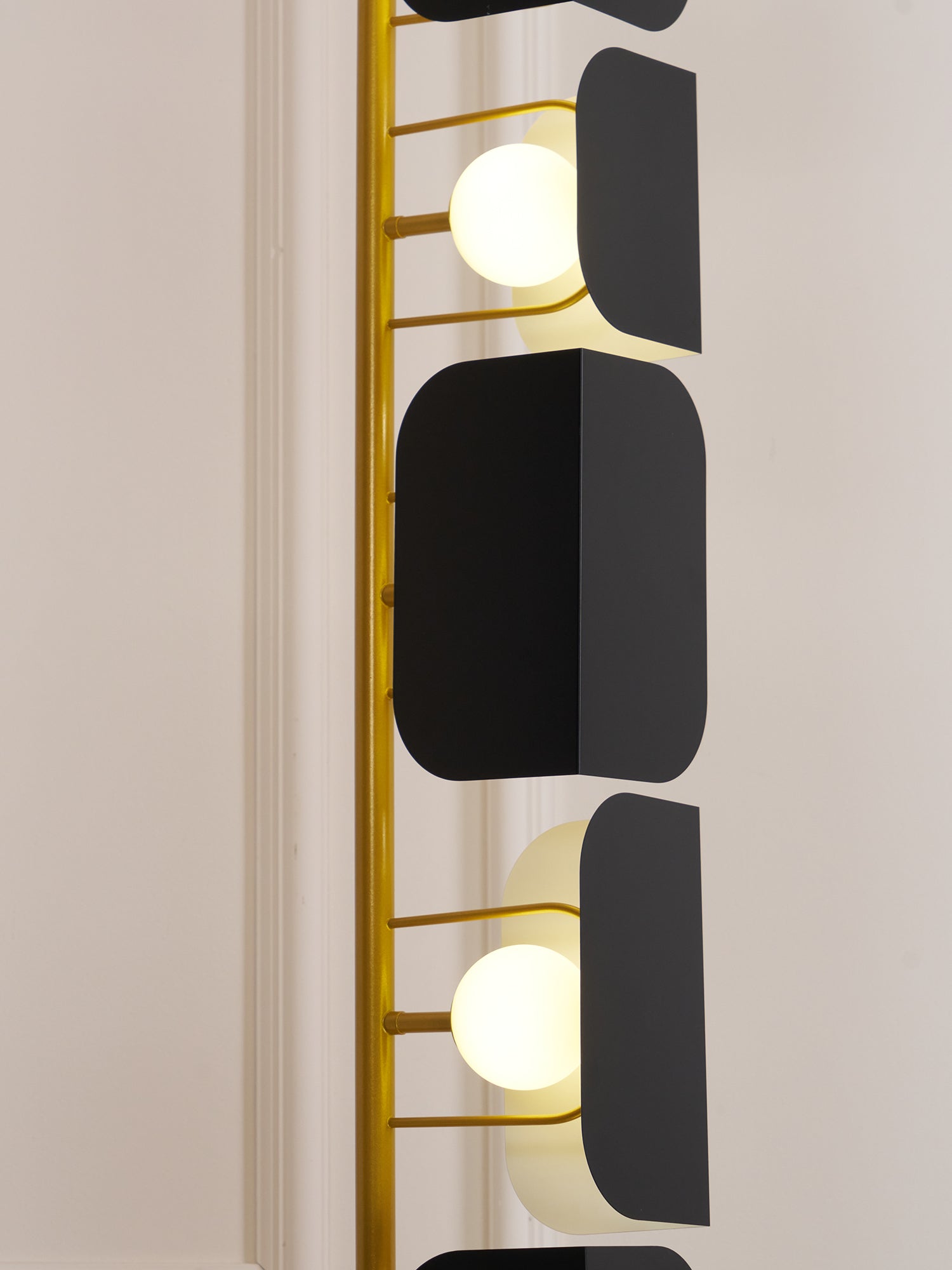 Catharil Modern Geometric Floor Lamp - Letslighting
