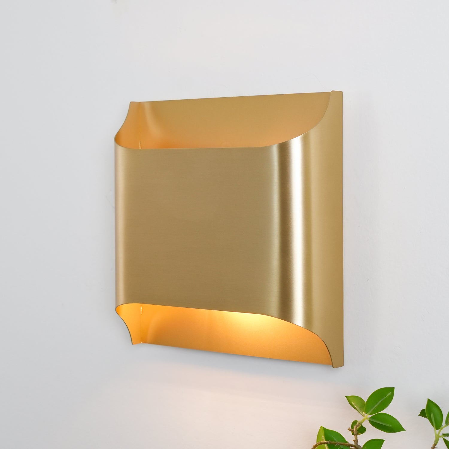 Hardy Nordic Art Brass Wall Lamp - Letslighting