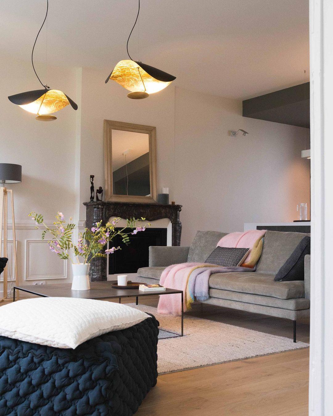 Lustra Pendant Lamp Black Gold Curved Shade - Letslighting