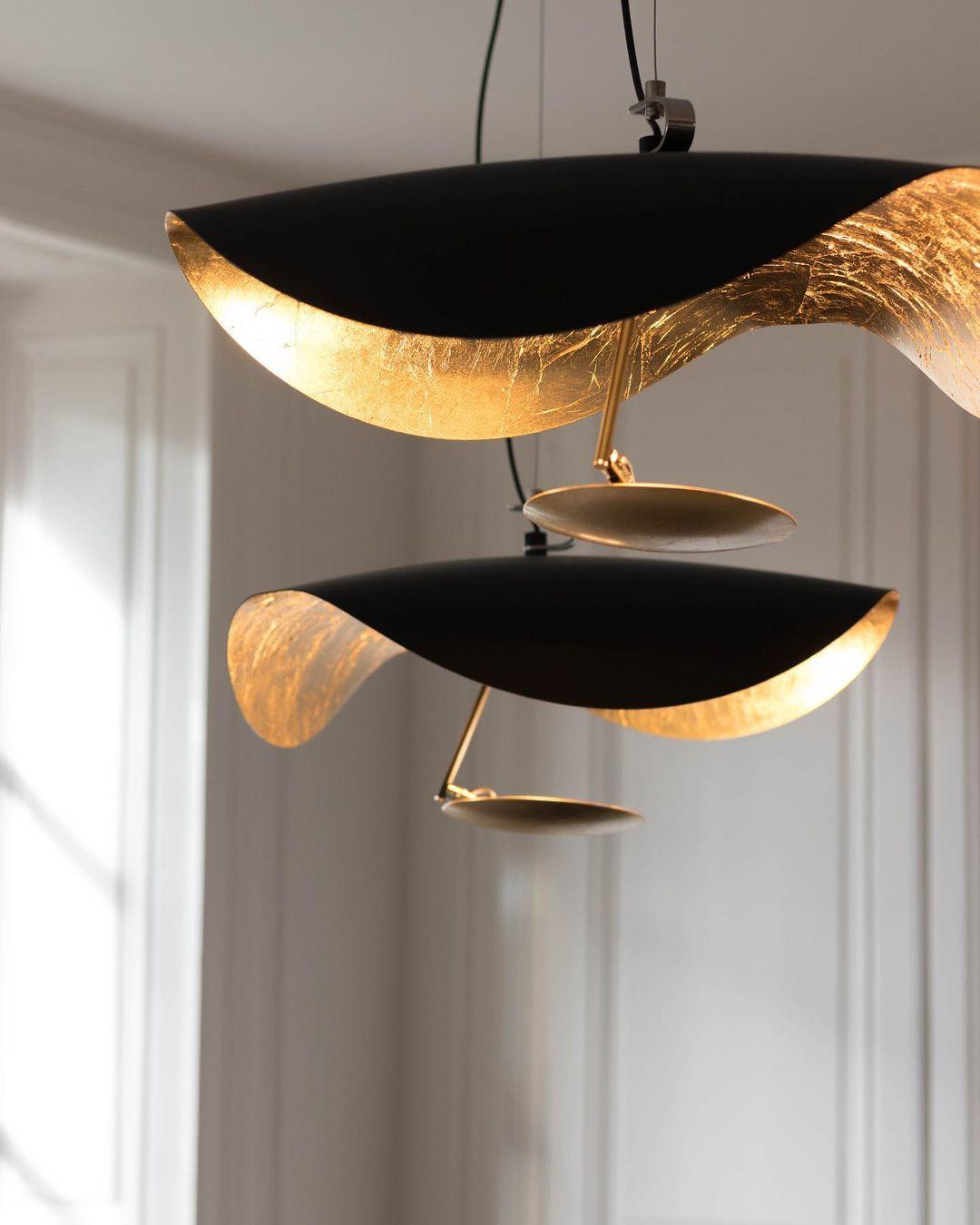 Lustra Pendant Lamp Black Gold Curved Shade - Letslighting