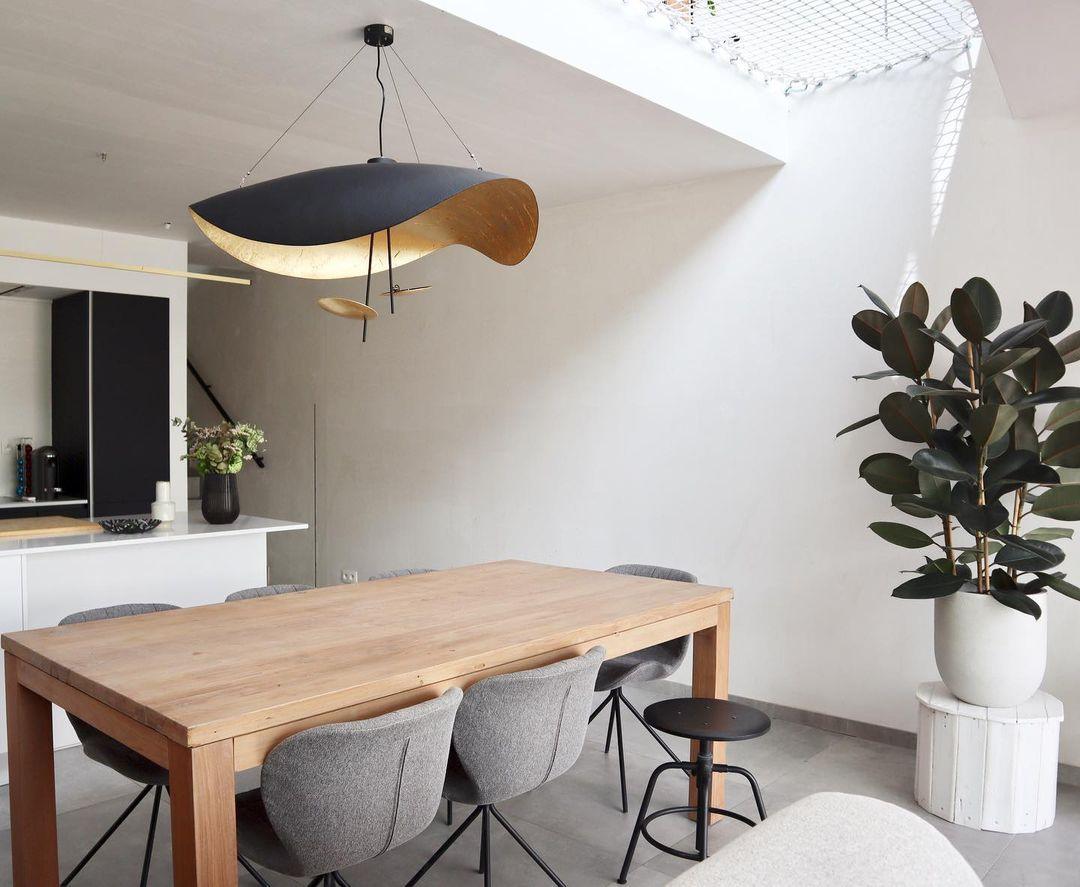 Lustra Pendant Lamp Black Gold Curved Shade - Letslighting
