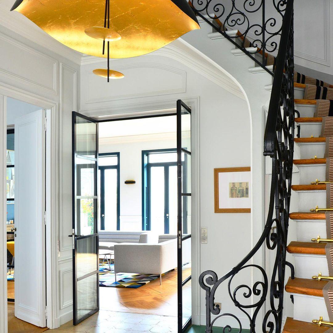 Lustra Pendant Lamp Black Gold Curved Shade - Letslighting
