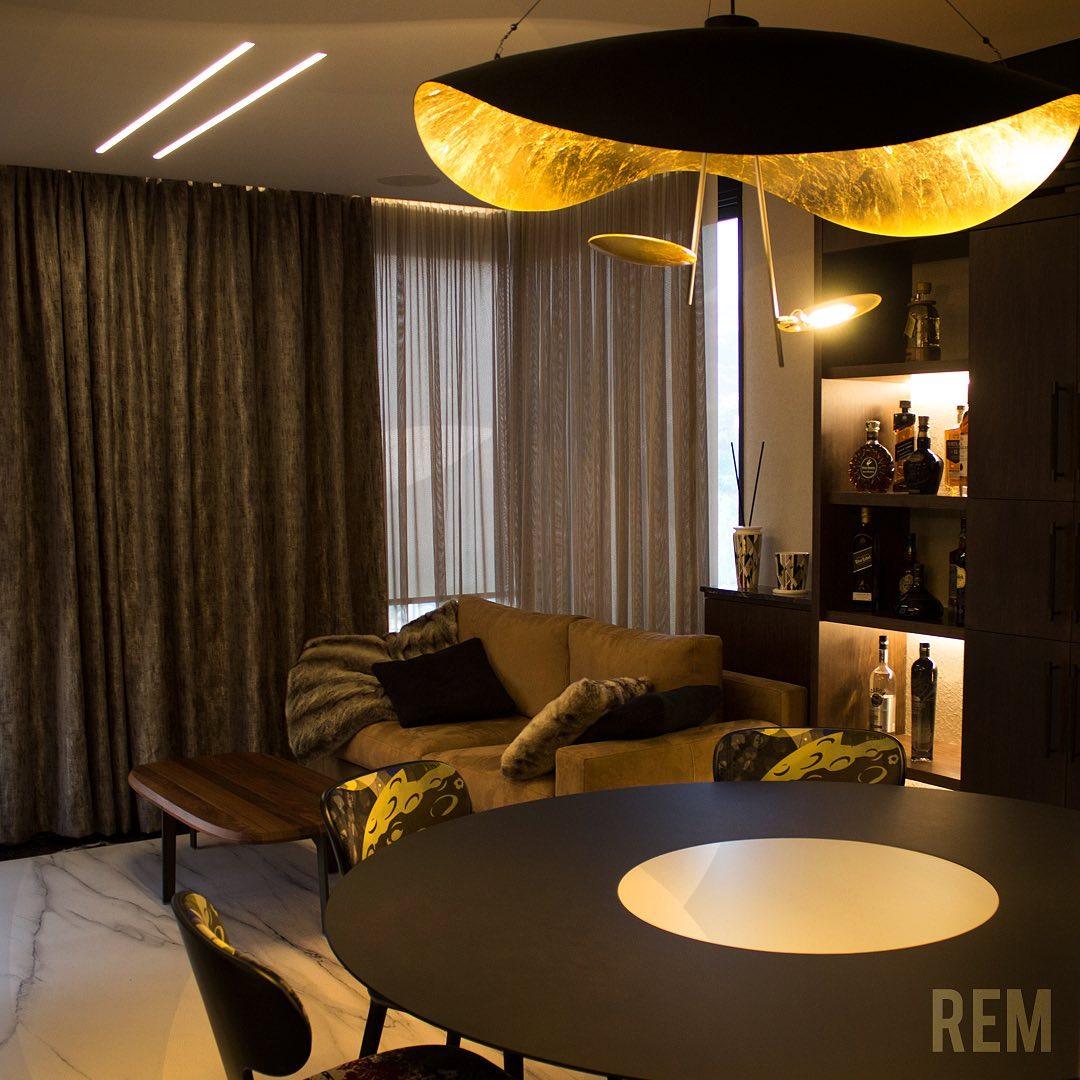 Lustra Pendant Lamp Black Gold Curved Shade - Letslighting