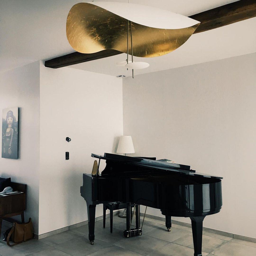 Lustra Pendant Lamp Black Gold Curved Shade - Letslighting