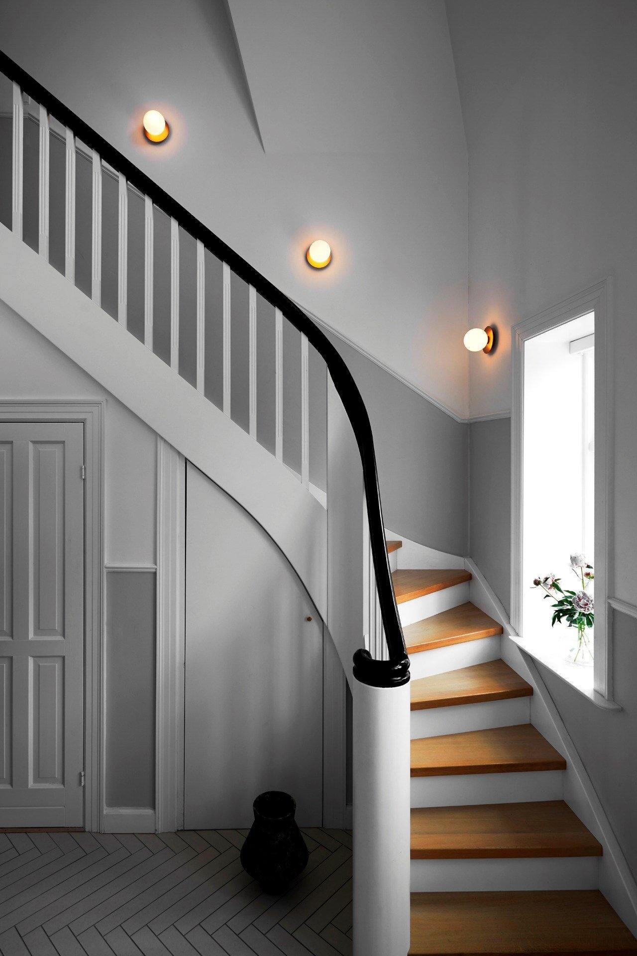 Lustra Wall Lamp Disc Globe Minimalist - Letslighting