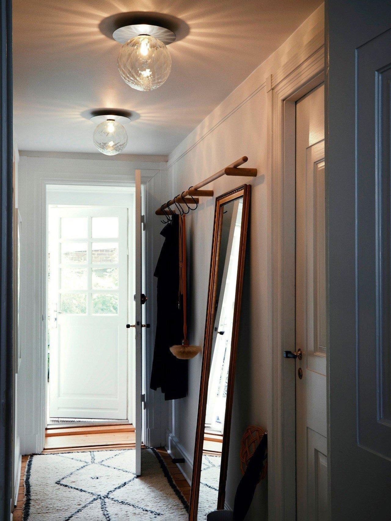 Lustra Wall Lamp Disc Globe Minimalist - Letslighting