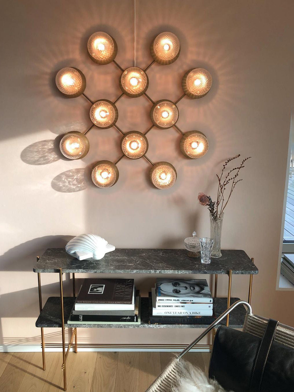 Lustra Wall Lamp Disc Globe Minimalist - Letslighting