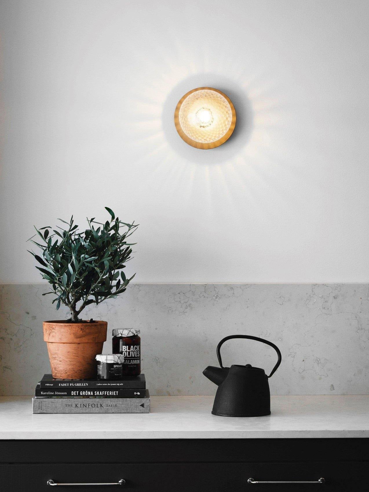 Lustra Wall Lamp Disc Globe Minimalist - Letslighting