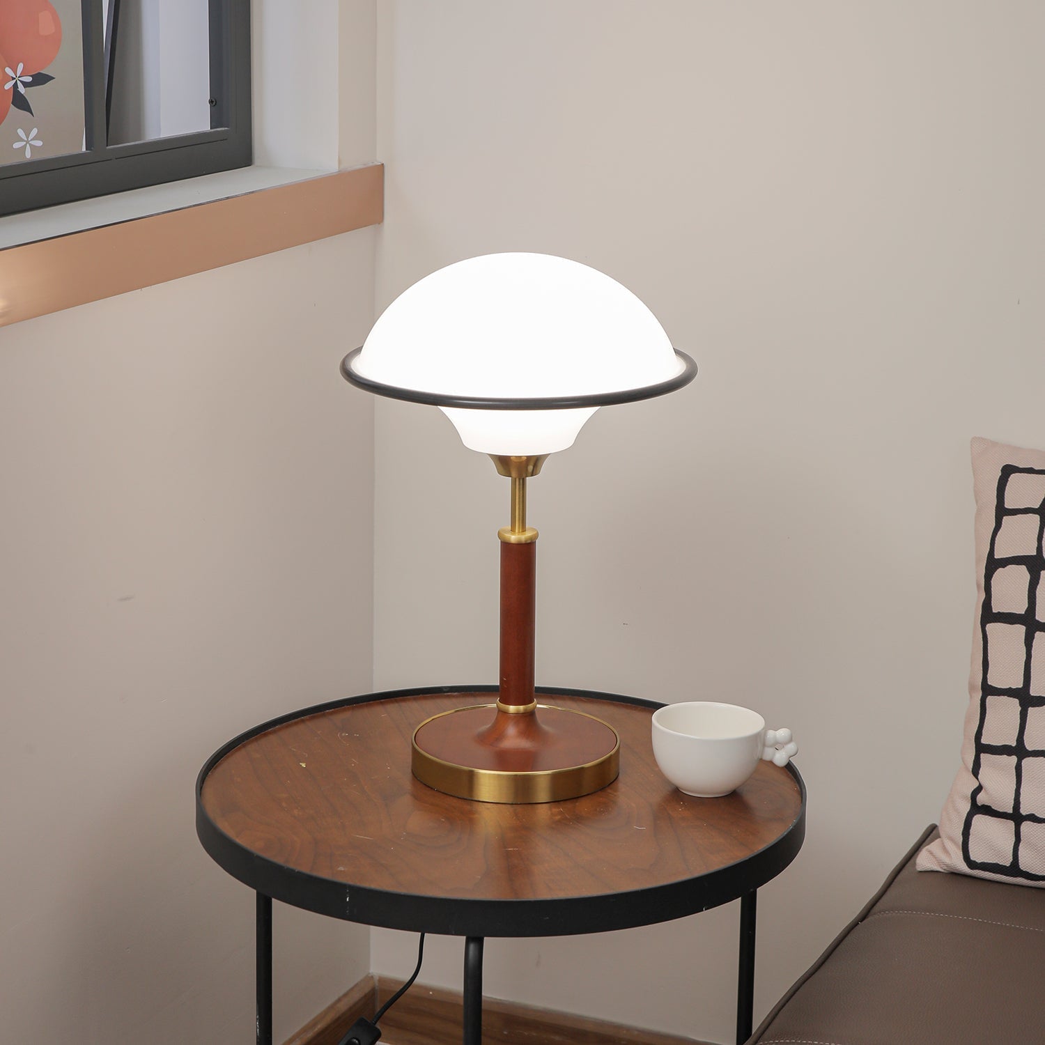 Solstic Wood Mid-Century Table Lamp - Letslighting