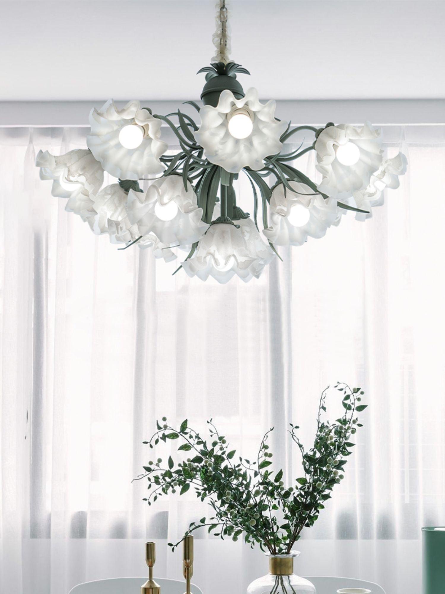 Lustra Chandelier Flower with Petals and Leaves - Letslighting