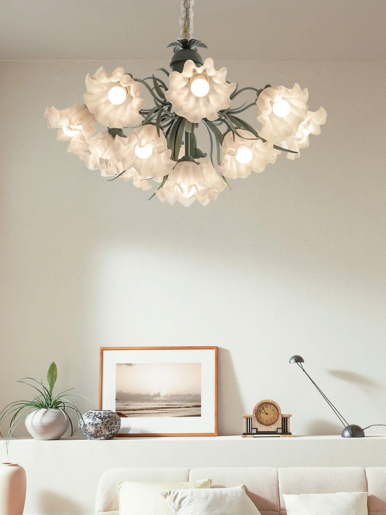 Lustra Chandelier Flower with Petals and Leaves - Letslighting