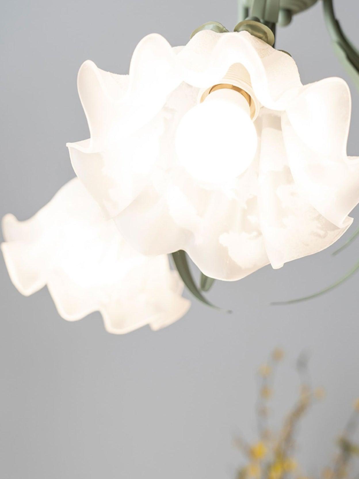 Lustra Chandelier Flower with Petals and Leaves - Letslighting