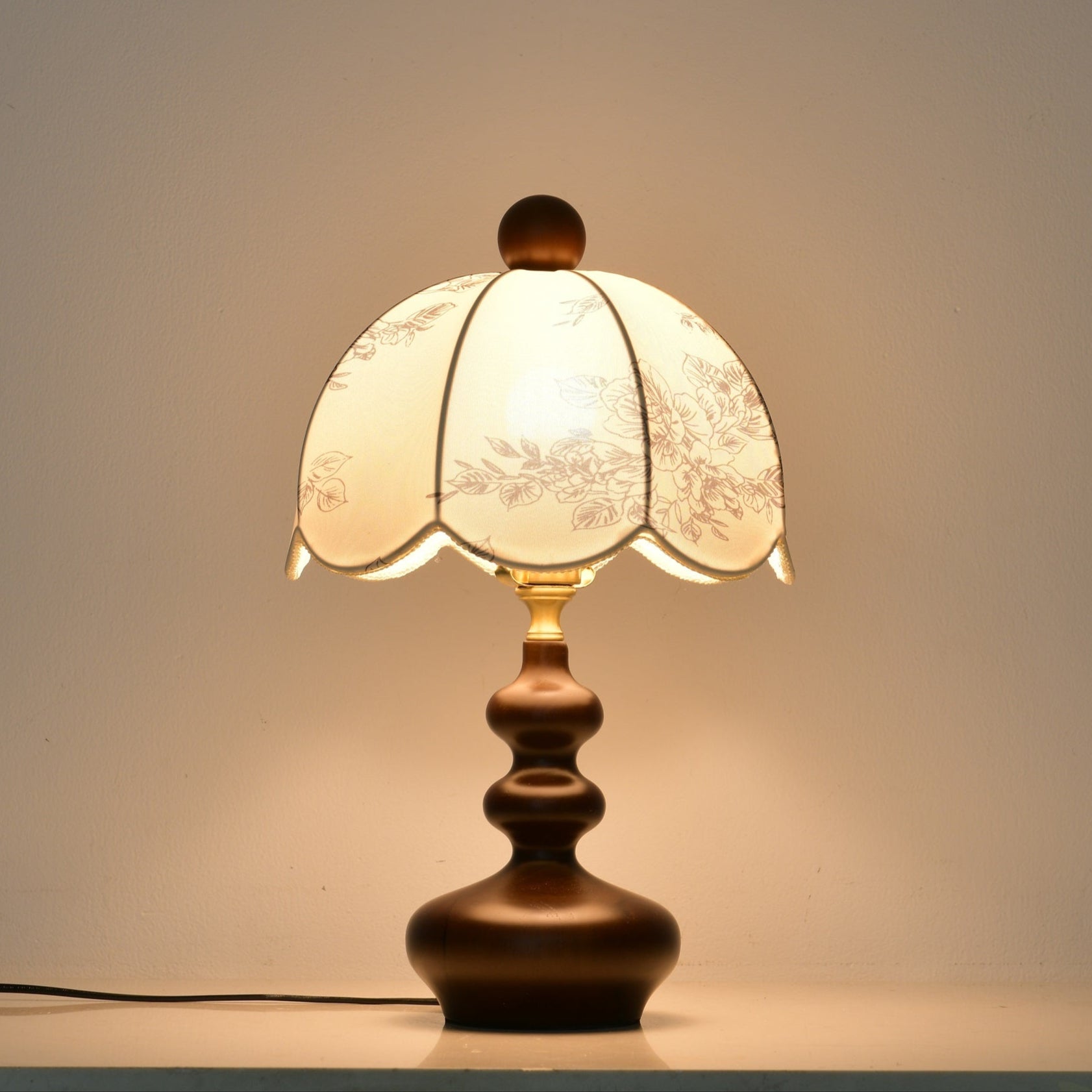 Clara Vintage Table Lamp - Letslighting