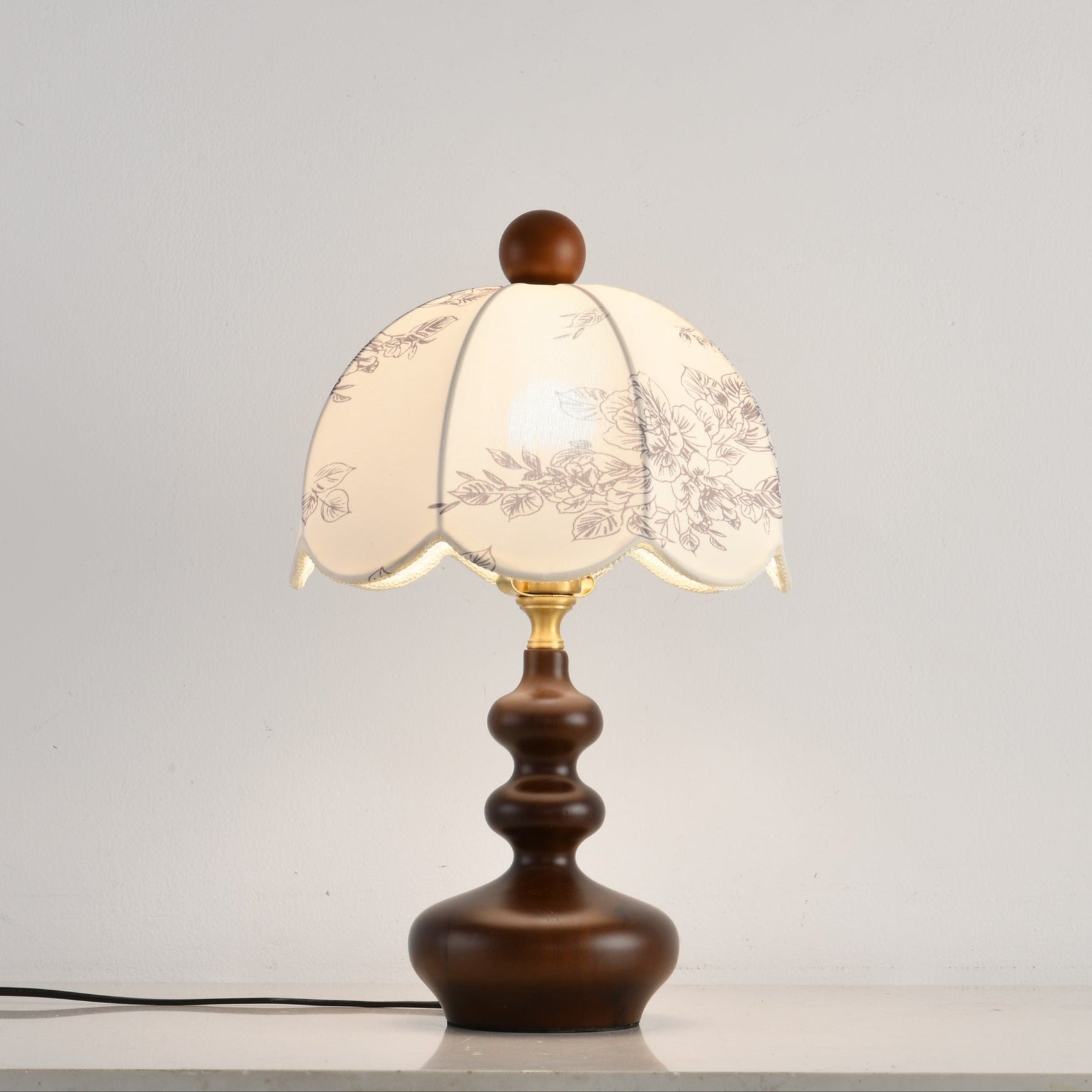 Clara Vintage Table Lamp - Letslighting