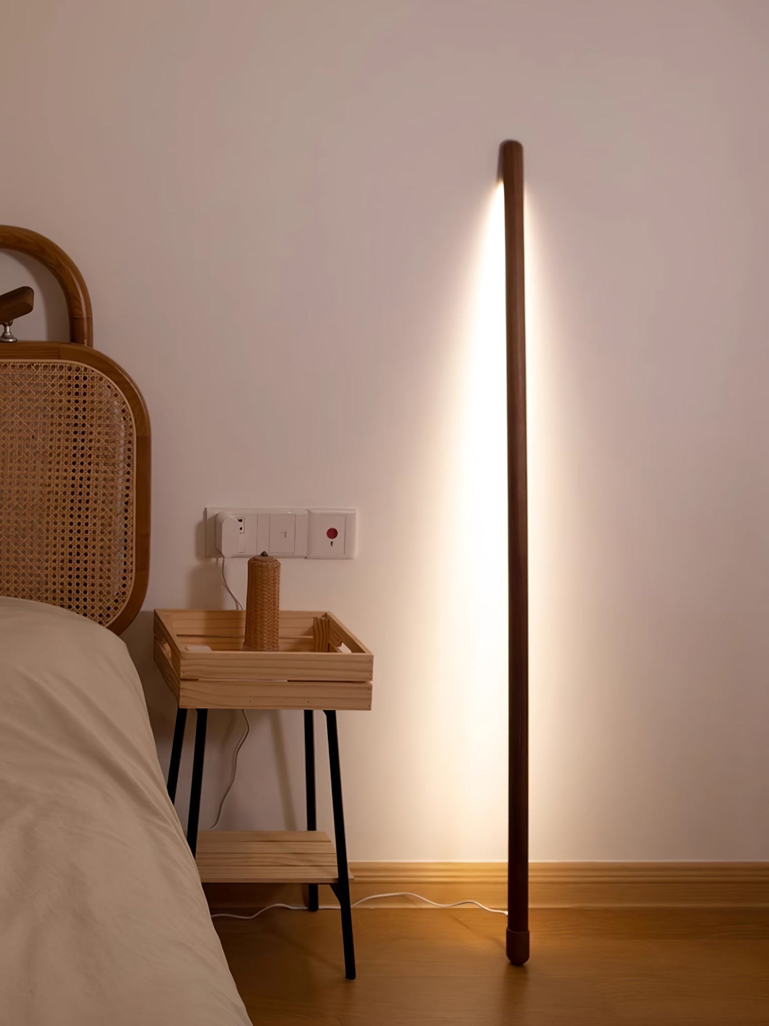 Amos Linear Modern Wood Floor Lamp - Letslighting