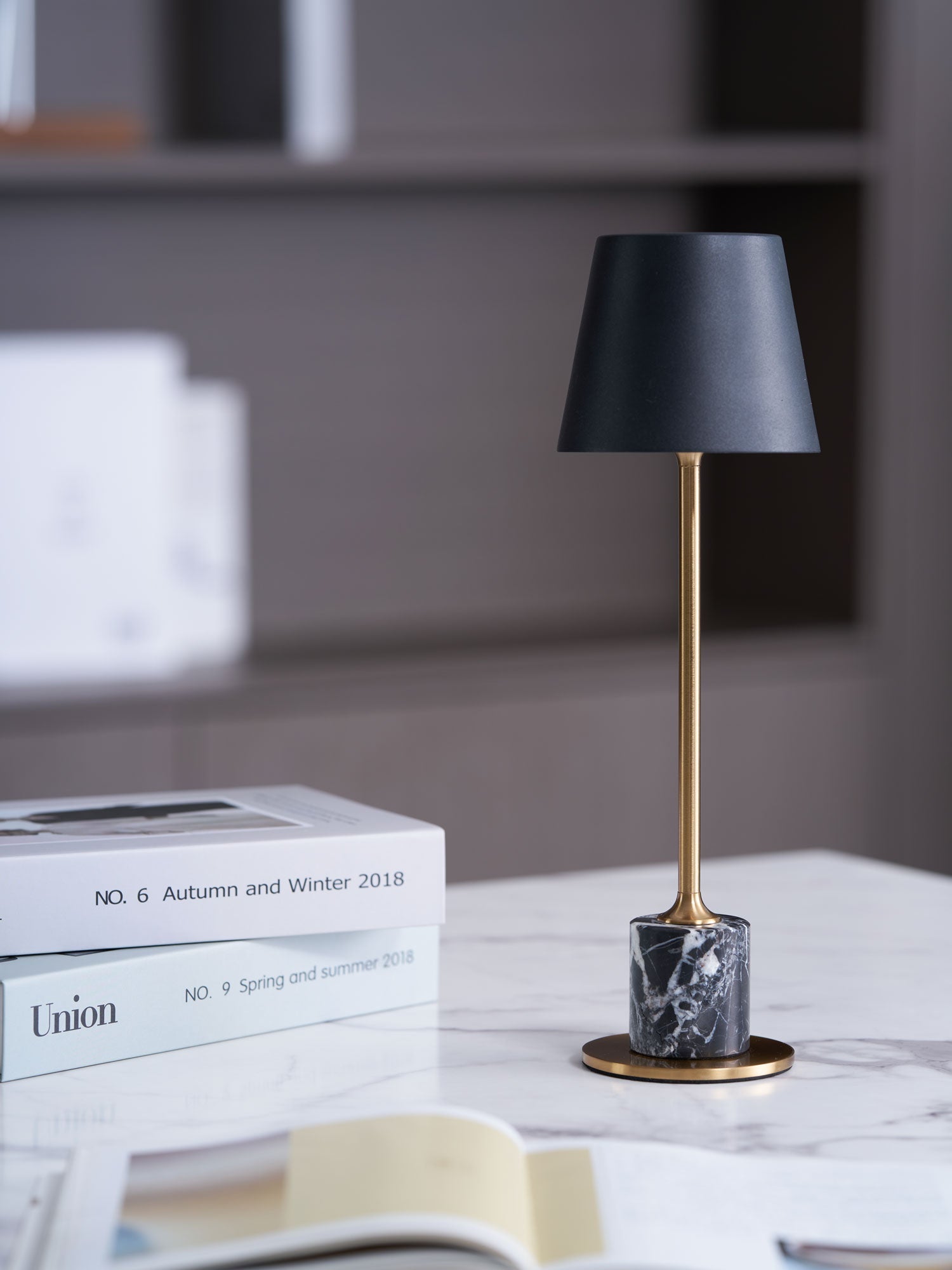 Penny Minimalist Table Lamp - Letslighting