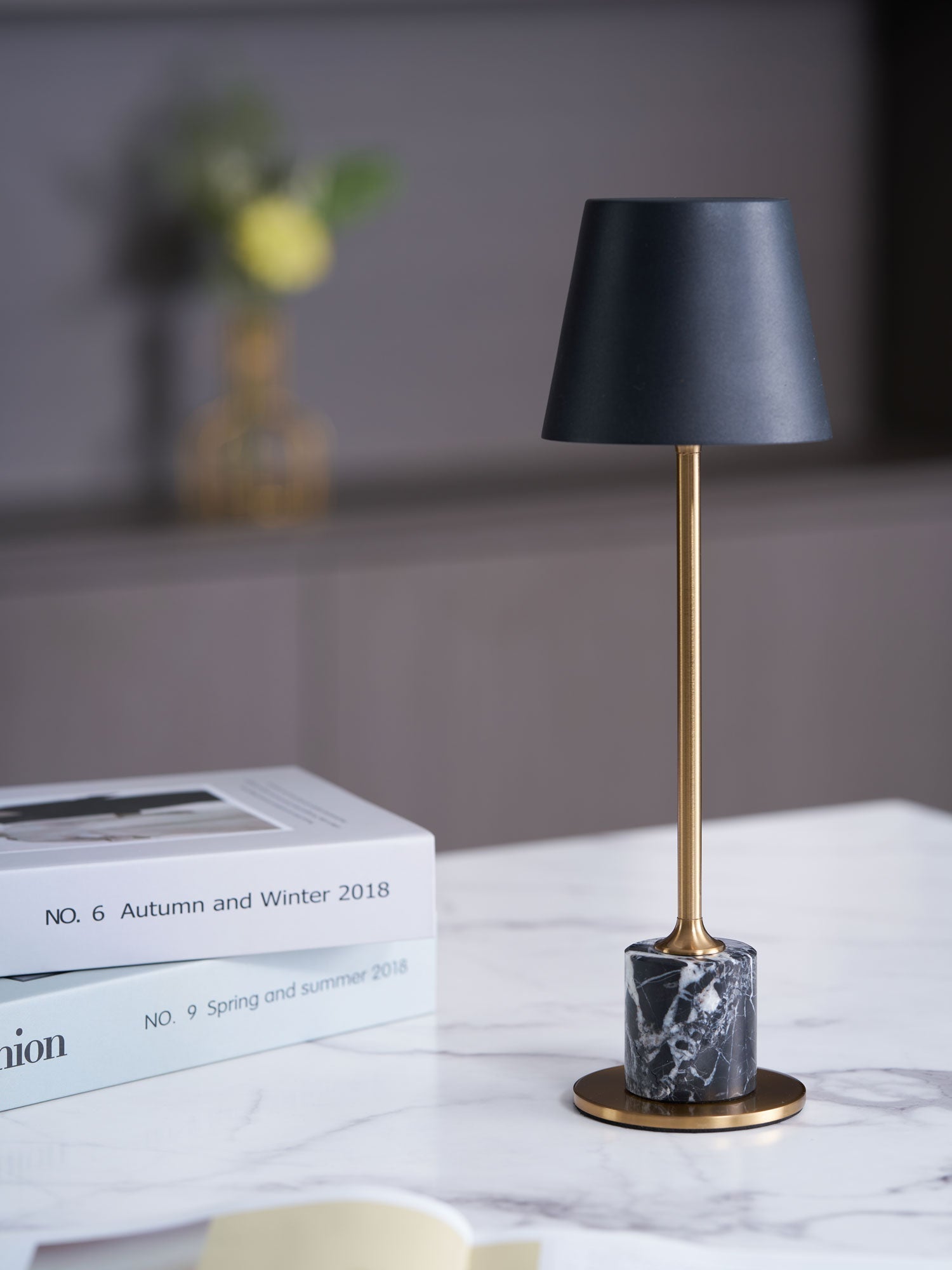 Penny Minimalist Table Lamp - Letslighting