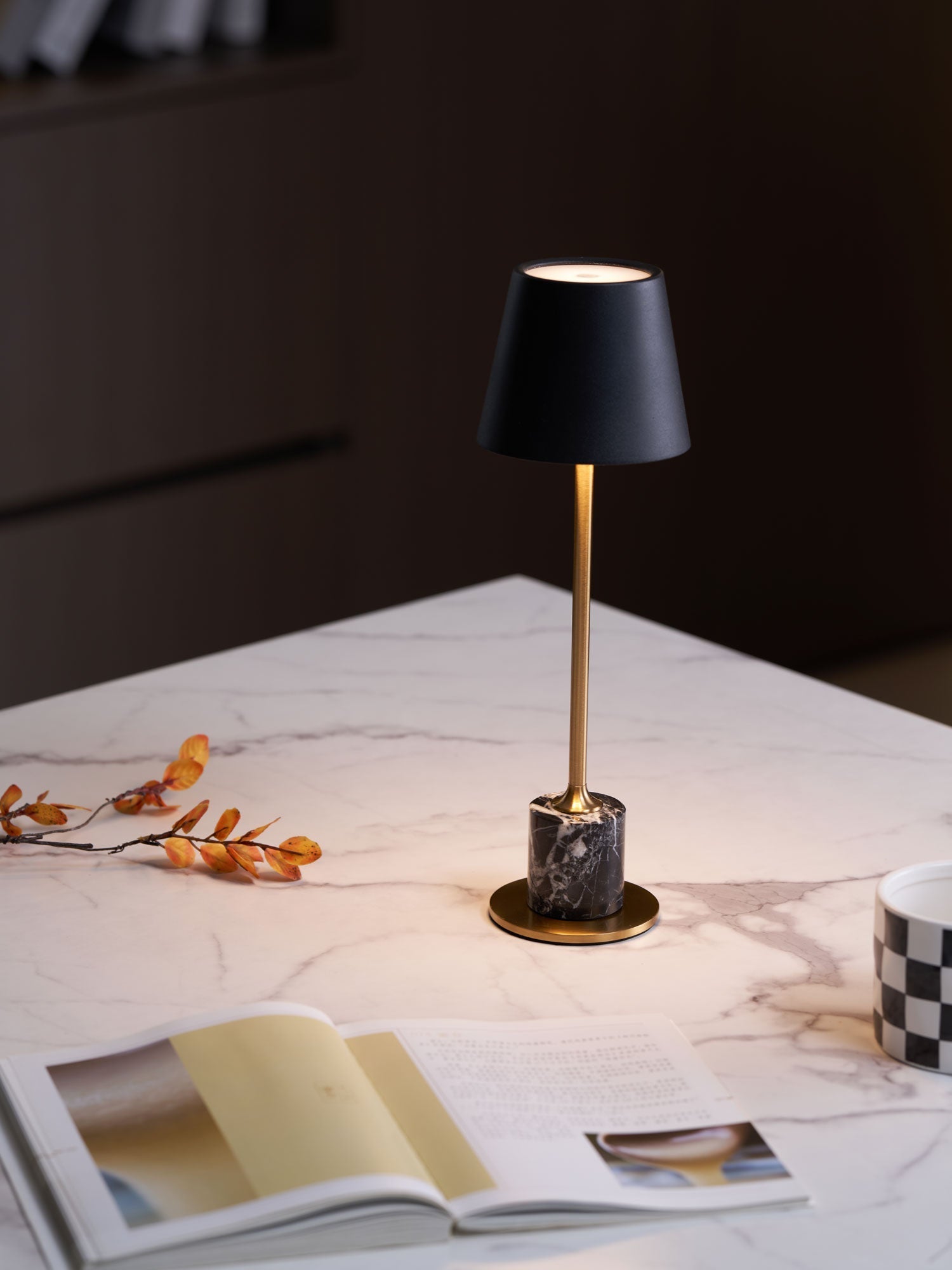 Penny Minimalist Table Lamp - Letslighting