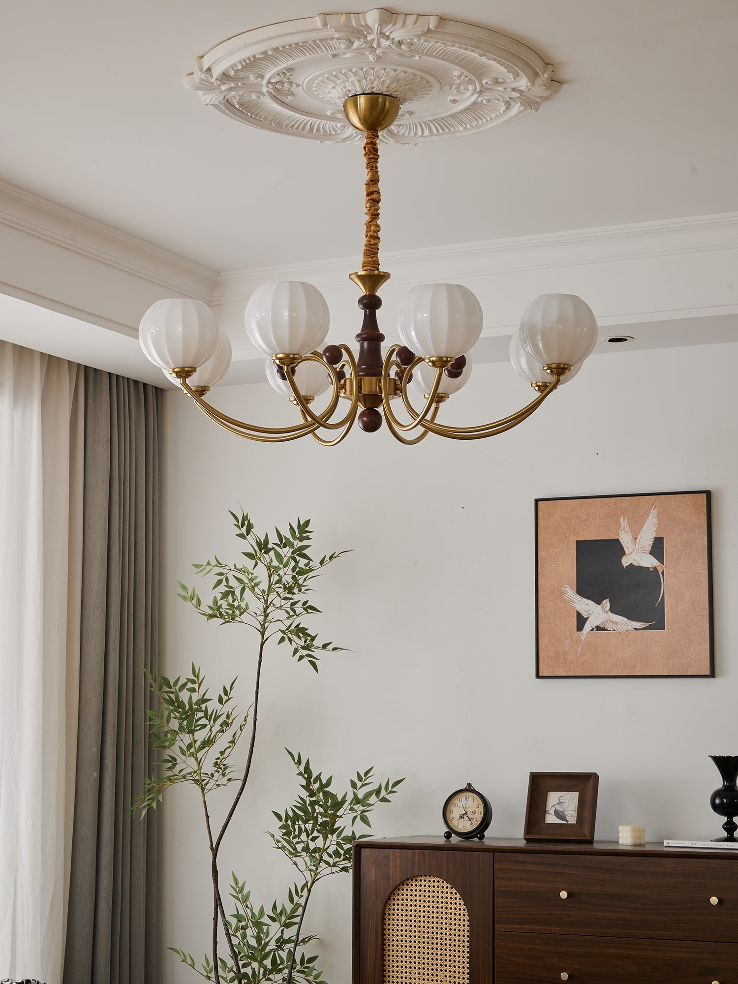 Omirara Traditional Elegance Vintage Wood Chandelier - Letslighting