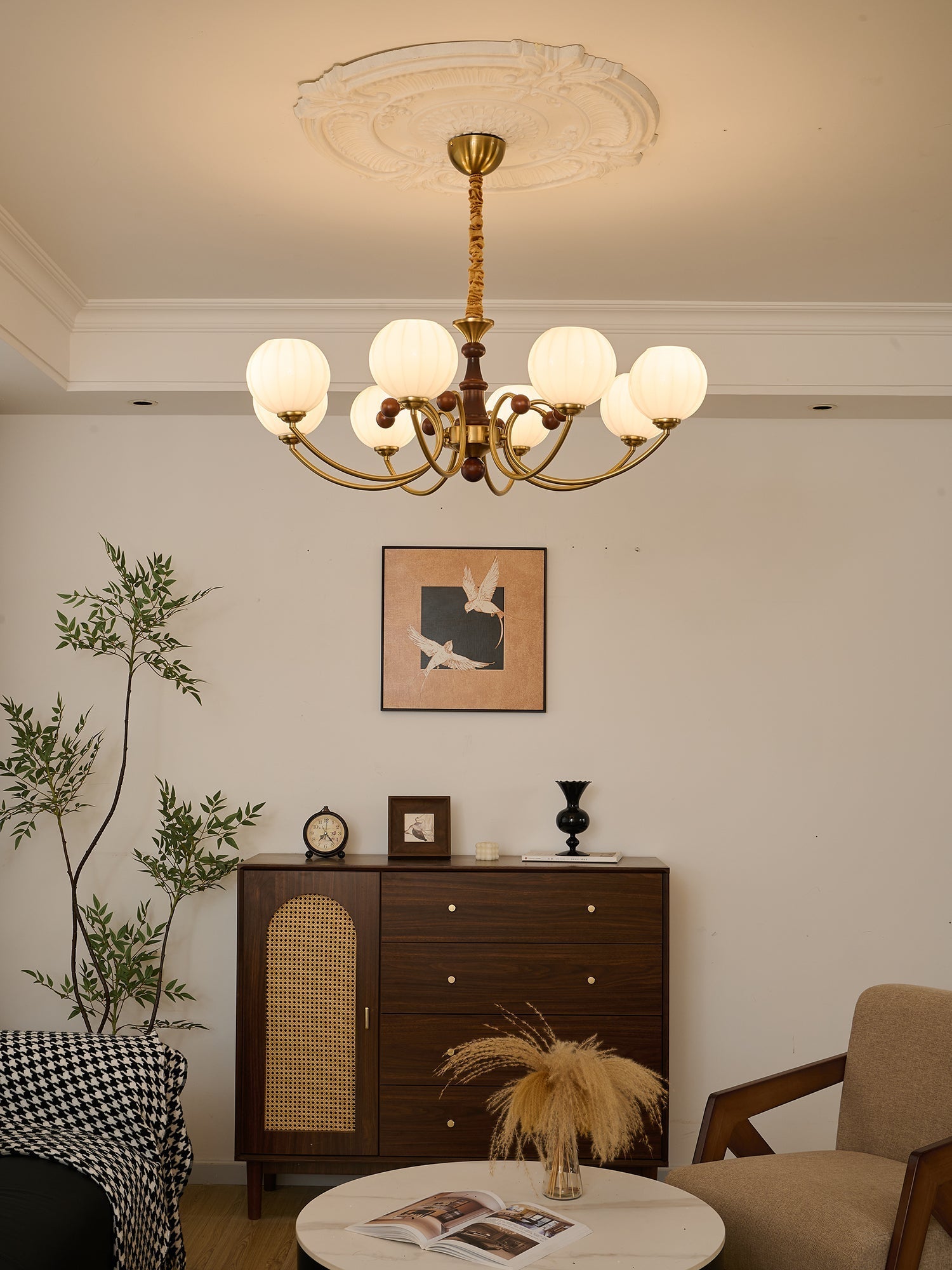 Omirara Traditional Elegance Vintage Wood Chandelier - Letslighting