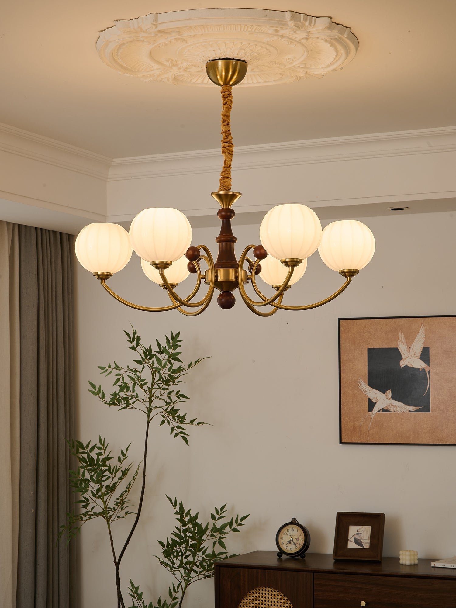 Omirara Traditional Elegance Vintage Wood Chandelier - Letslighting