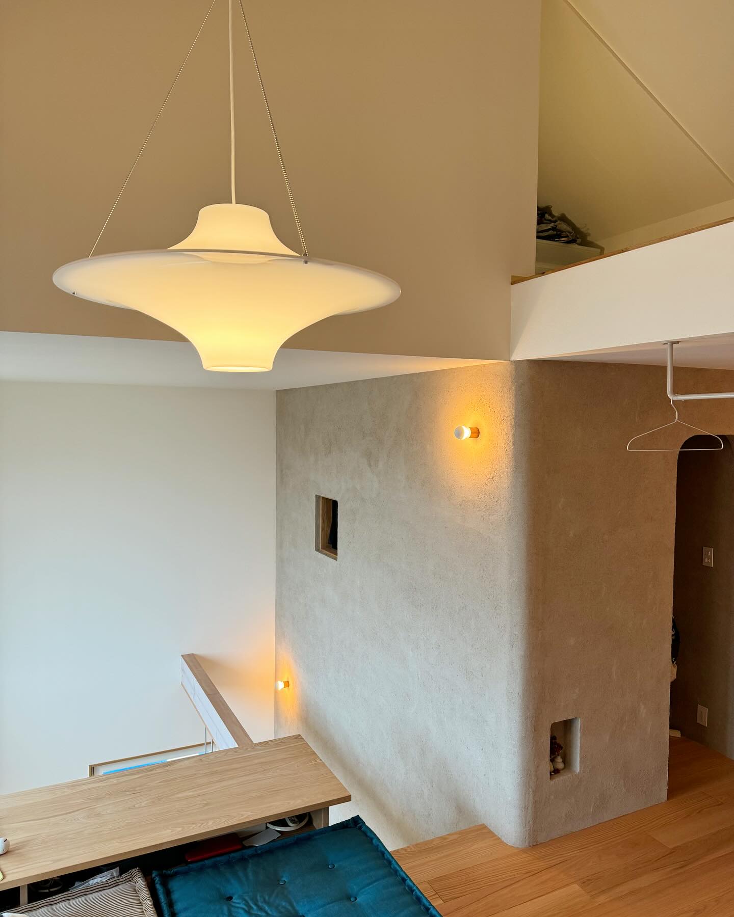 Alsolarae Individual Creativity Plastic Pendant Lamp - Letslighting