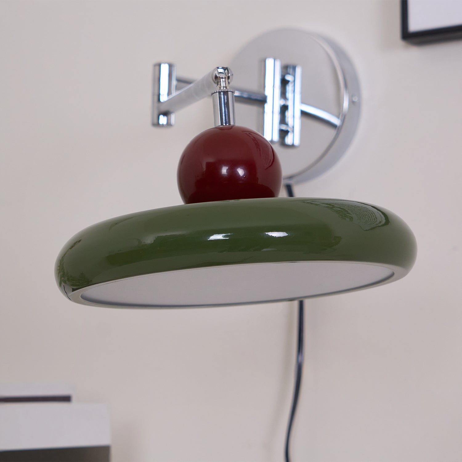 Aira Plug-in Wall Lamp Green/Beige
