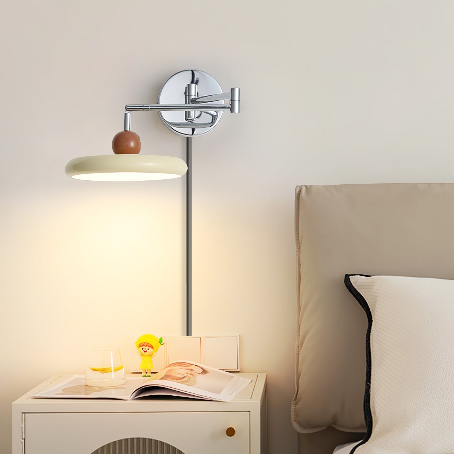 Aira Plug-in Wall Lamp Green/Beige