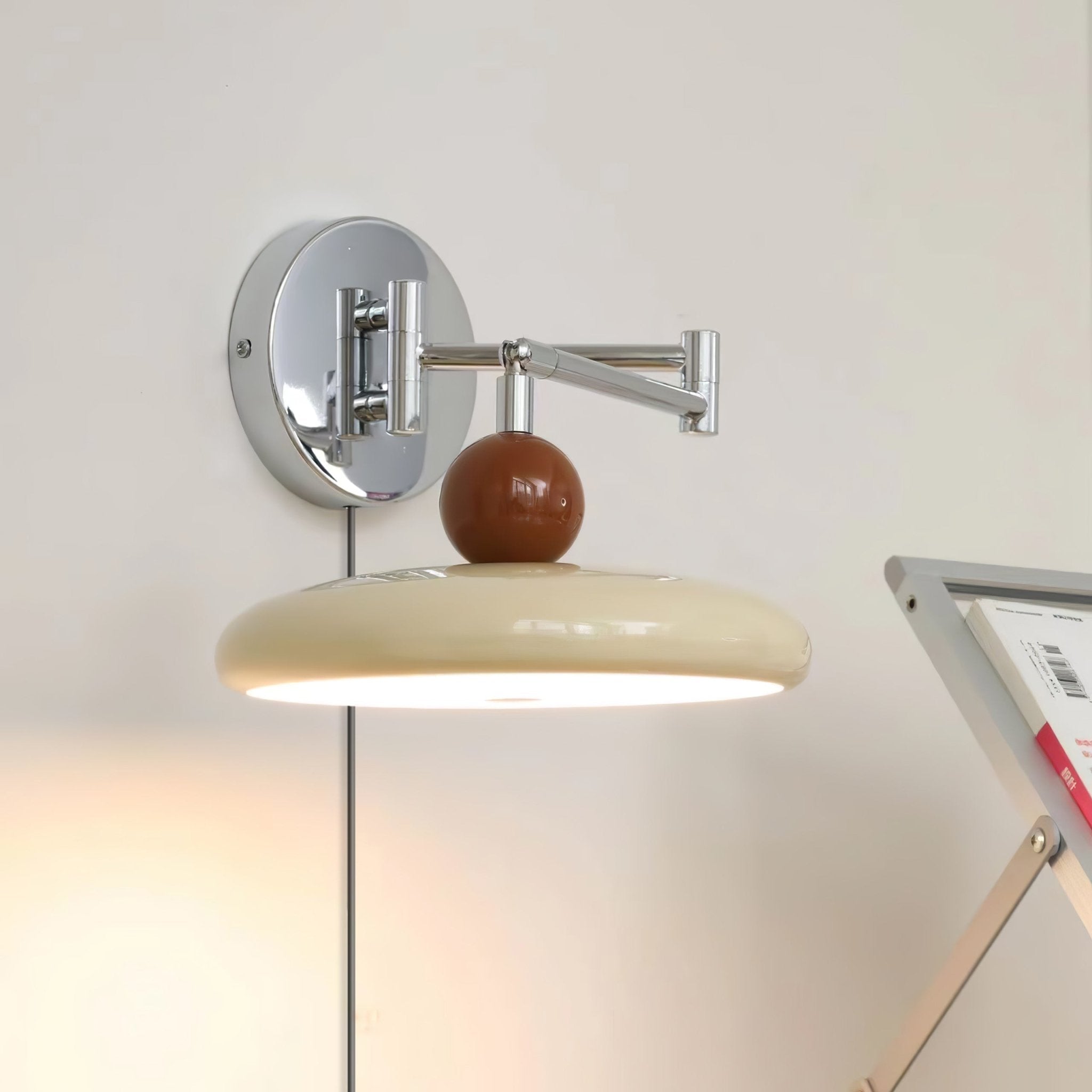 Aira Plug-in Wall Lamp Green/Beige