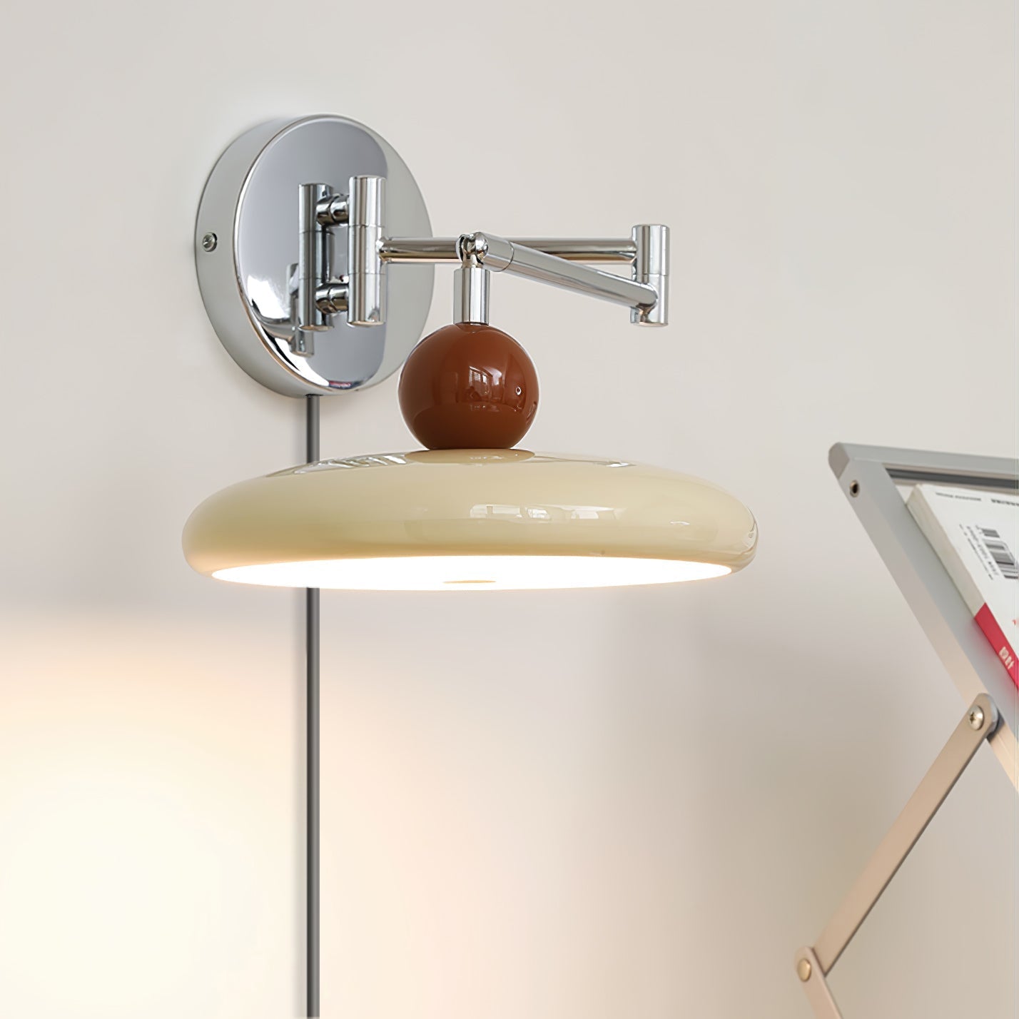 Aira Plug-in Wall Lamp Green/Beige