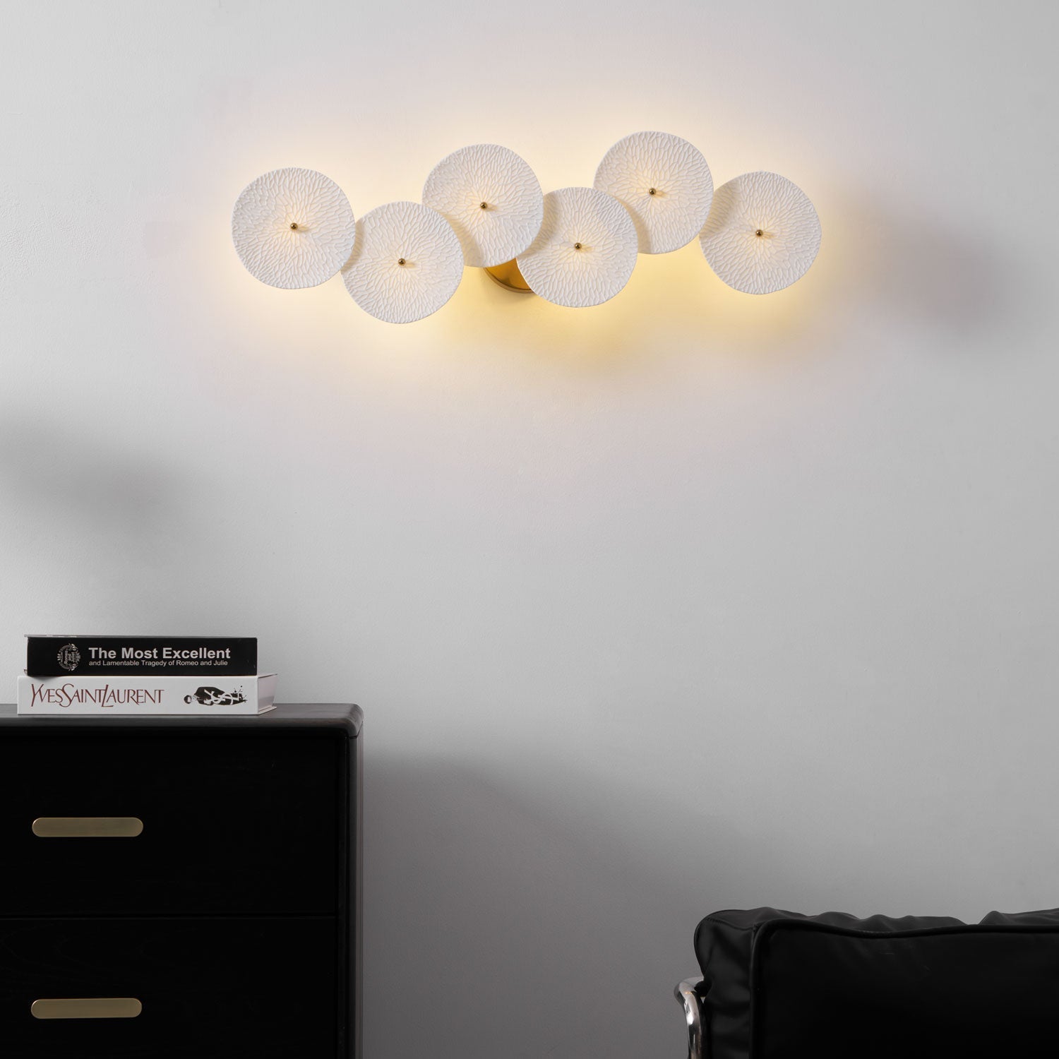 Jesse Elegance Nordic Art Petal Wall Lamp - Letslighting