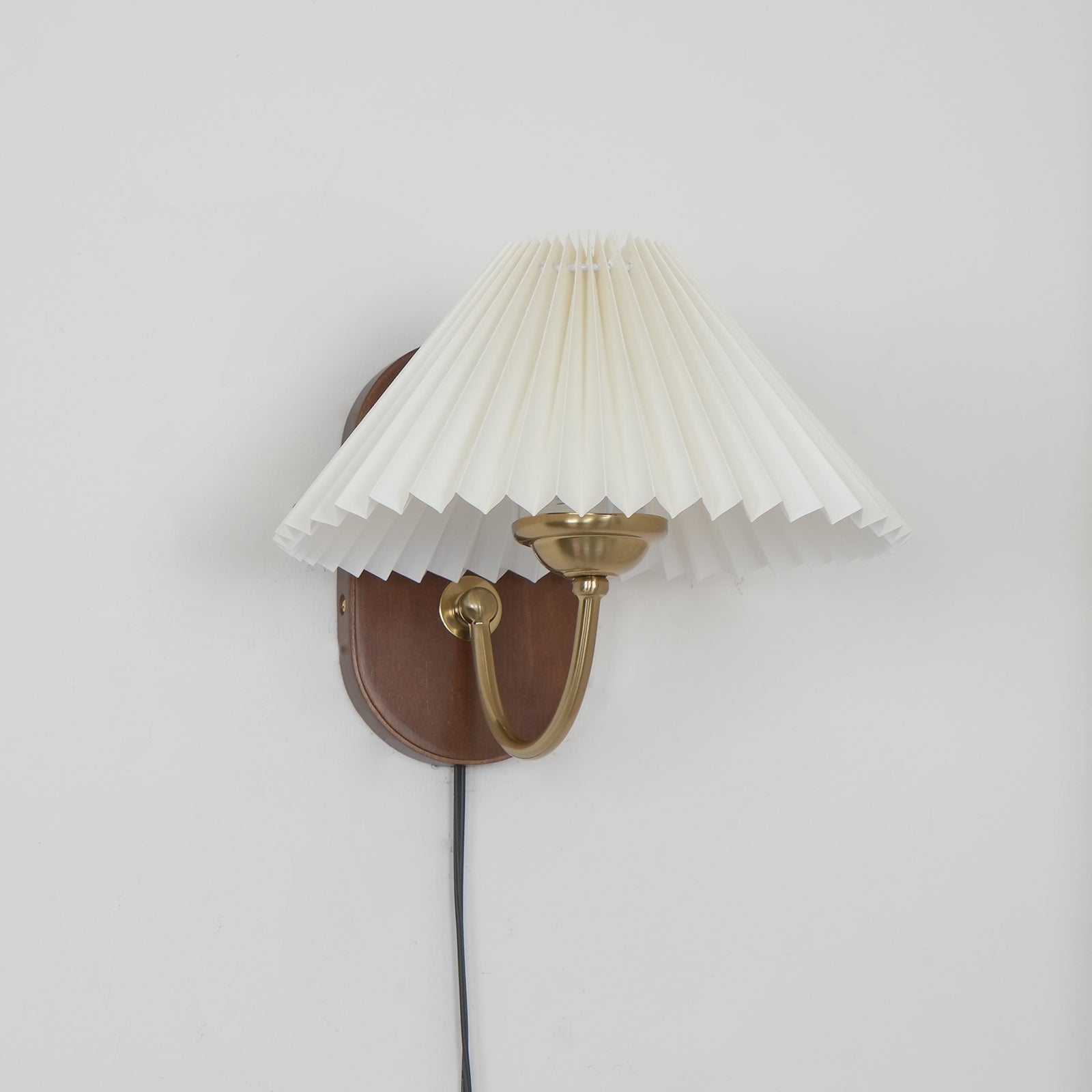 Auburn Plug In Wall Lamp - Letslighting