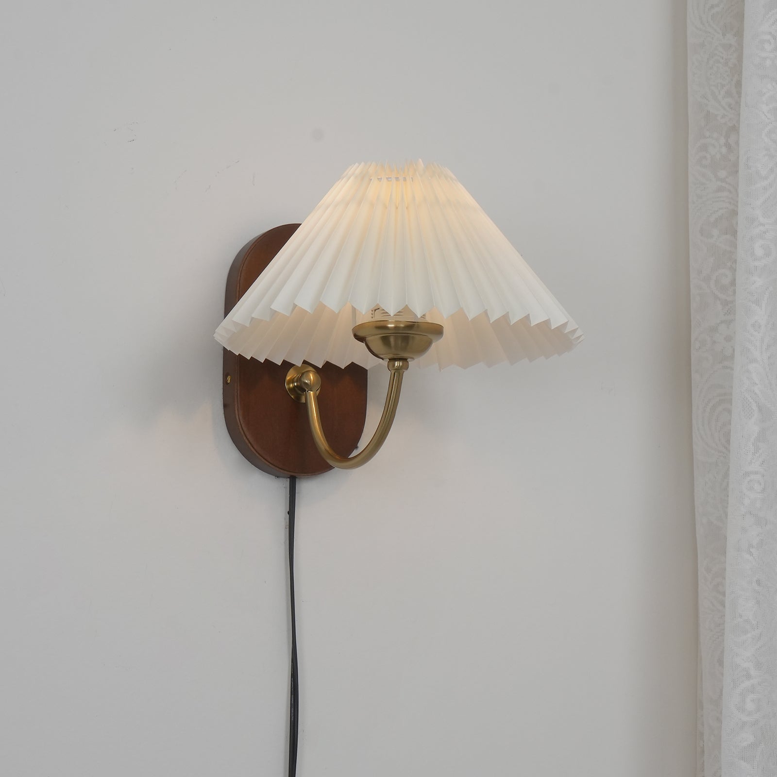 Auburn Plug In Wall Lamp - Letslighting
