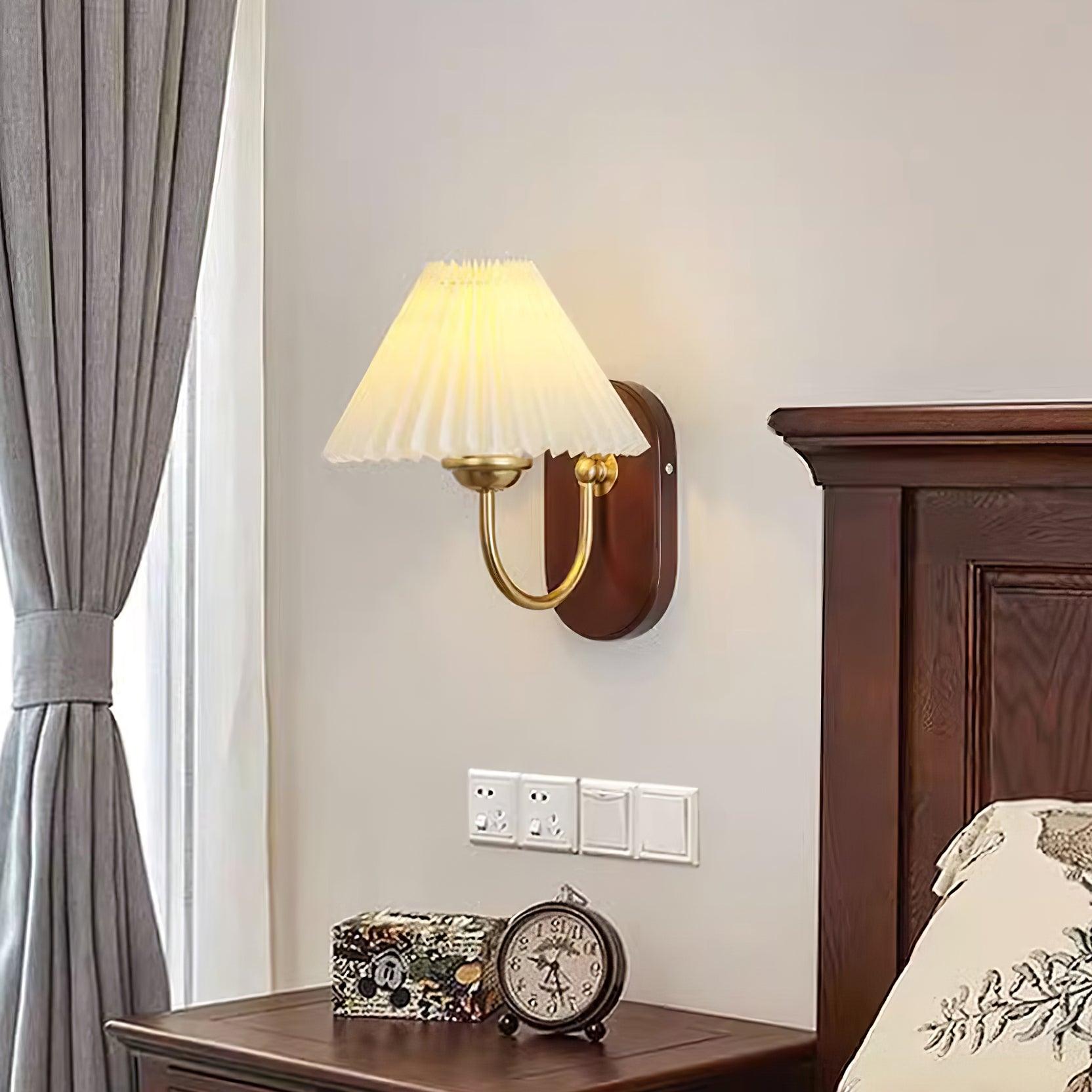 Solenne Vintage Pleated Shade Wall Lamp - Letslighting