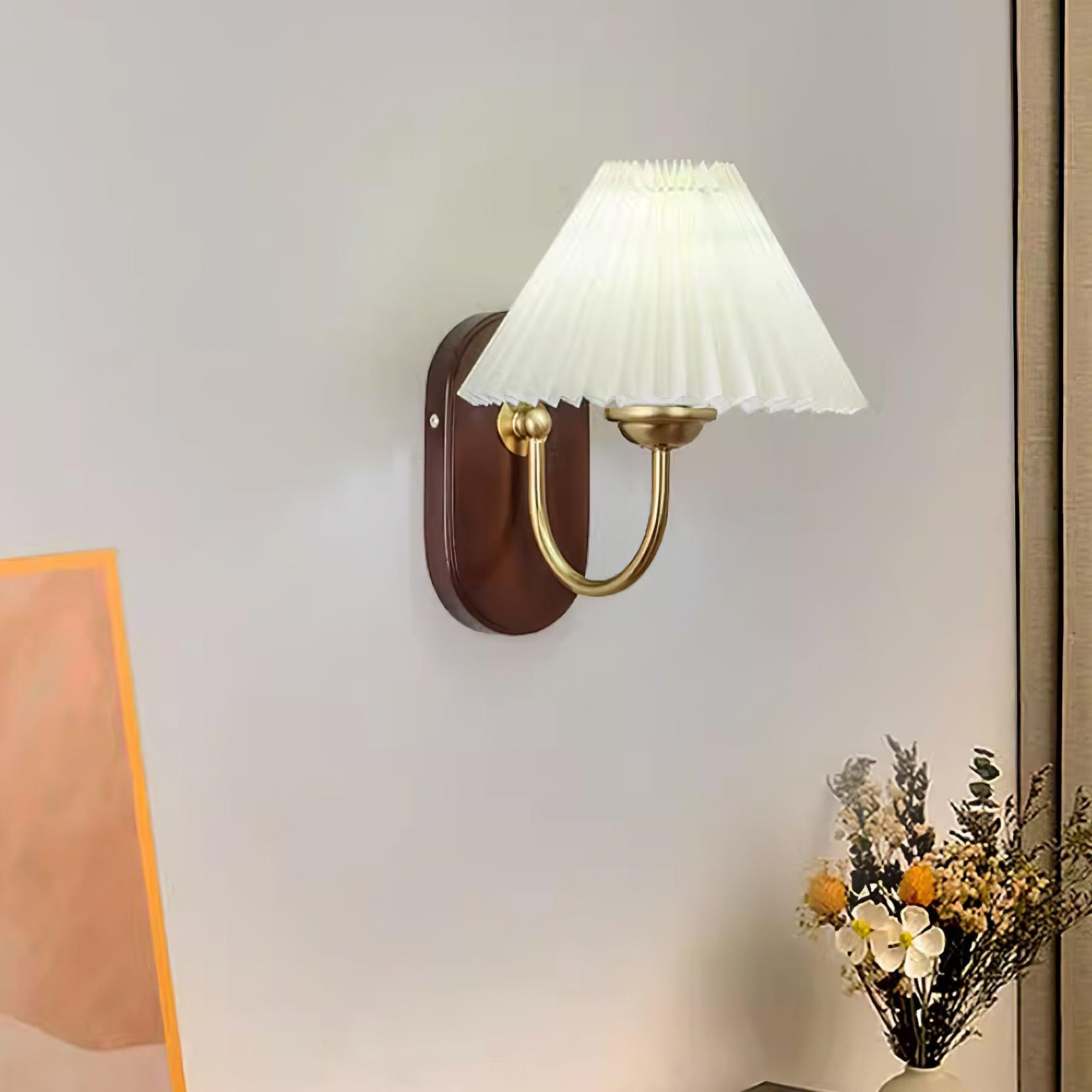 Solenne Vintage Pleated Shade Wall Lamp - Letslighting