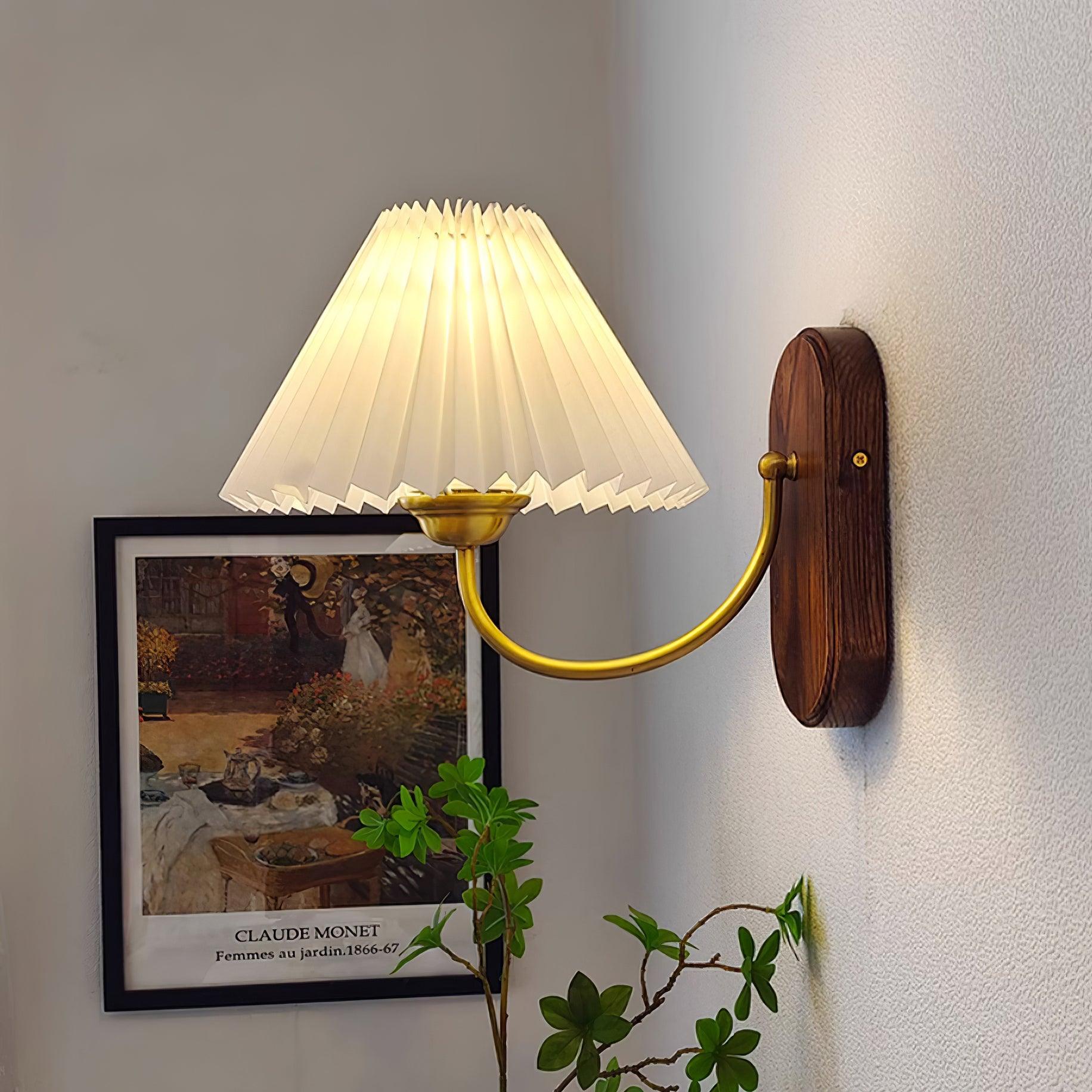 Solenne Vintage Pleated Shade Wall Lamp - Letslighting
