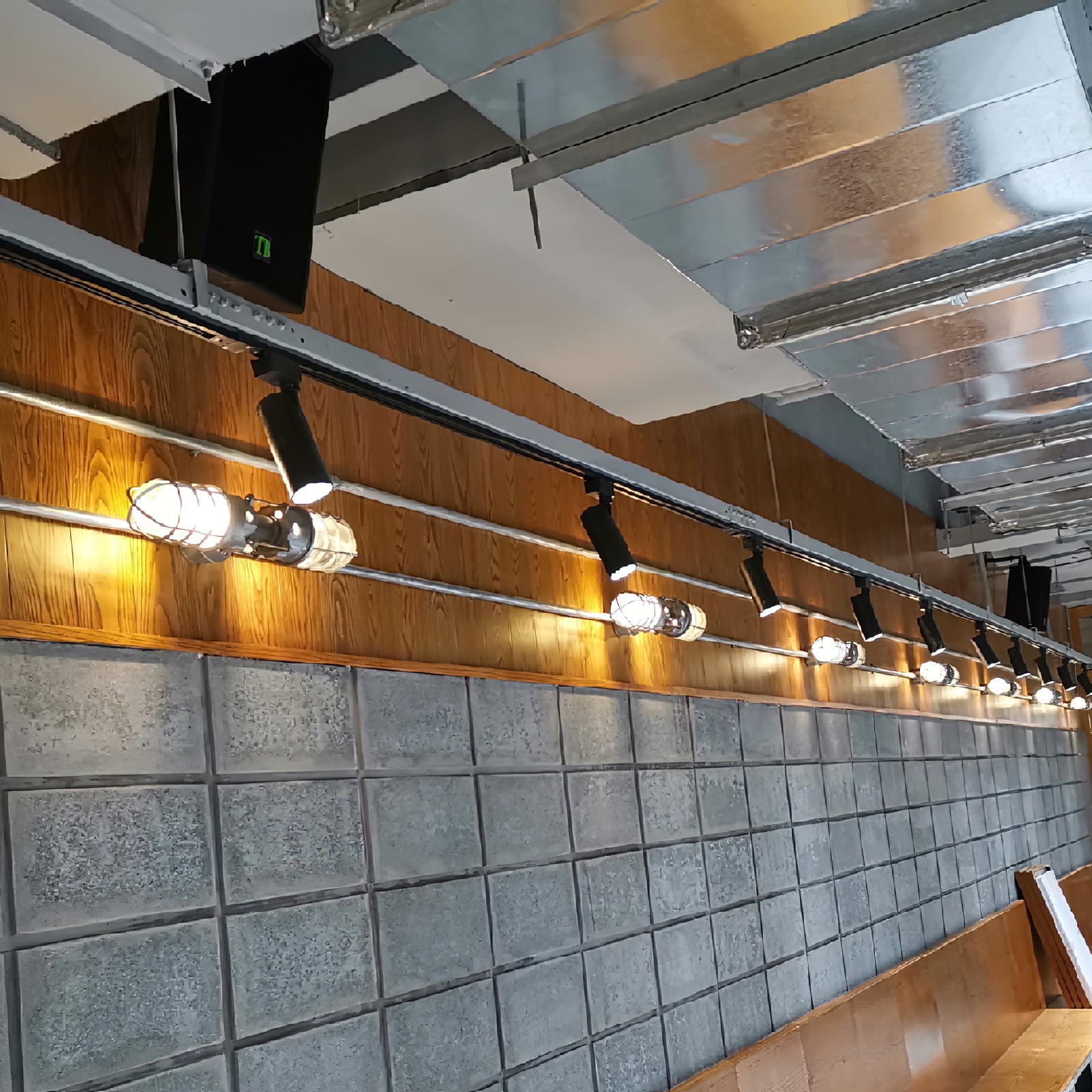 Ozorel Vintage Unique Glass Wall Lamp - Letslighting