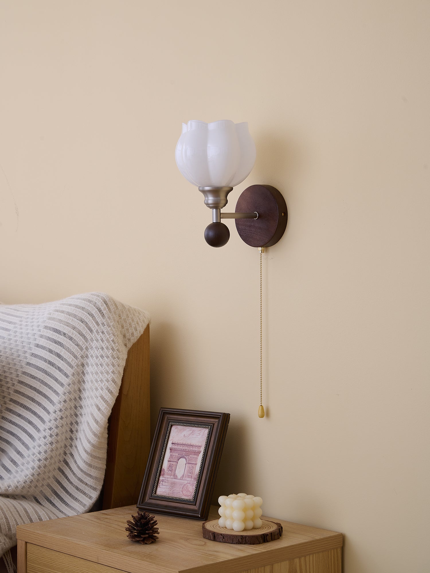 Lucille Elegance Classic Art Glass Wood Wall Lamp - Letslighting