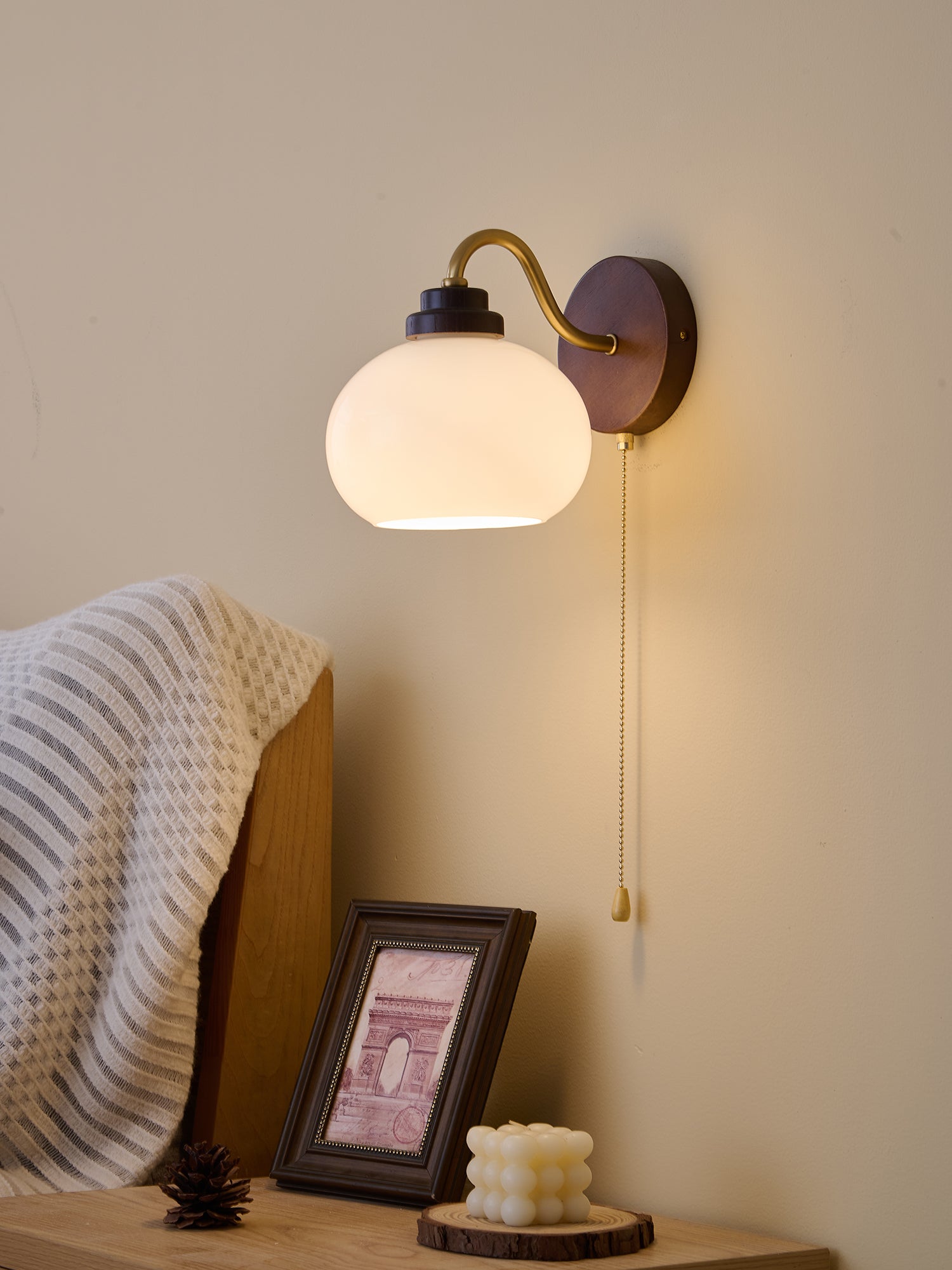 Bobble Premium Nordic Art Crest Glass Wood Wall Lamp - Letslighting