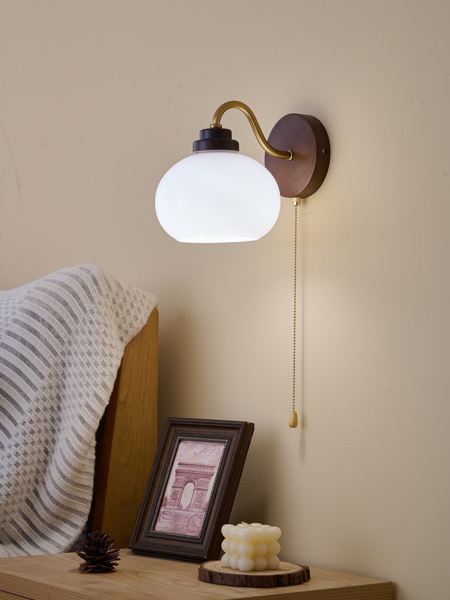 Bobble Premium Nordic Art Crest Glass Wood Wall Lamp - Letslighting