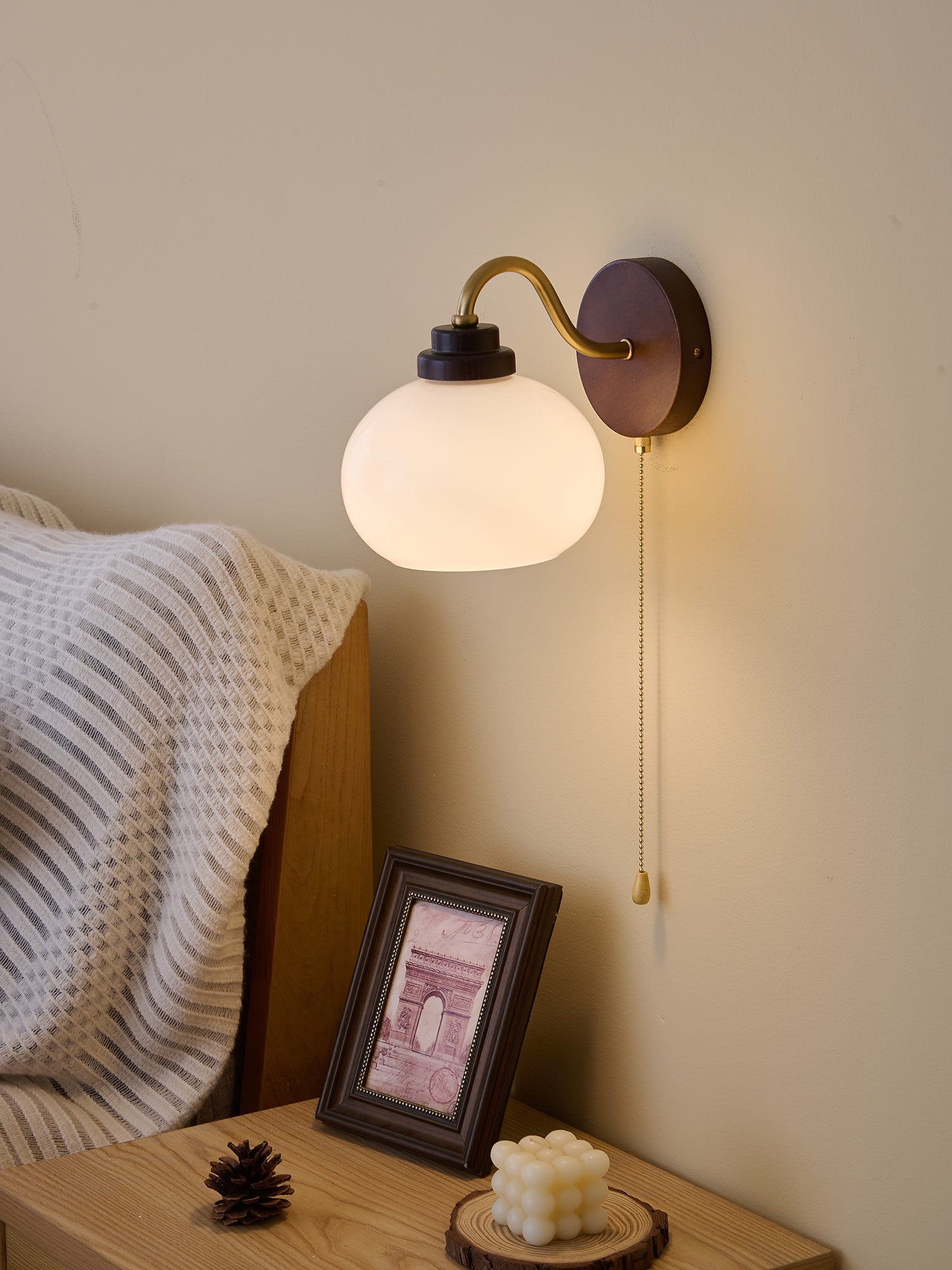 Bobble Premium Nordic Art Crest Glass Wood Wall Lamp - Letslighting