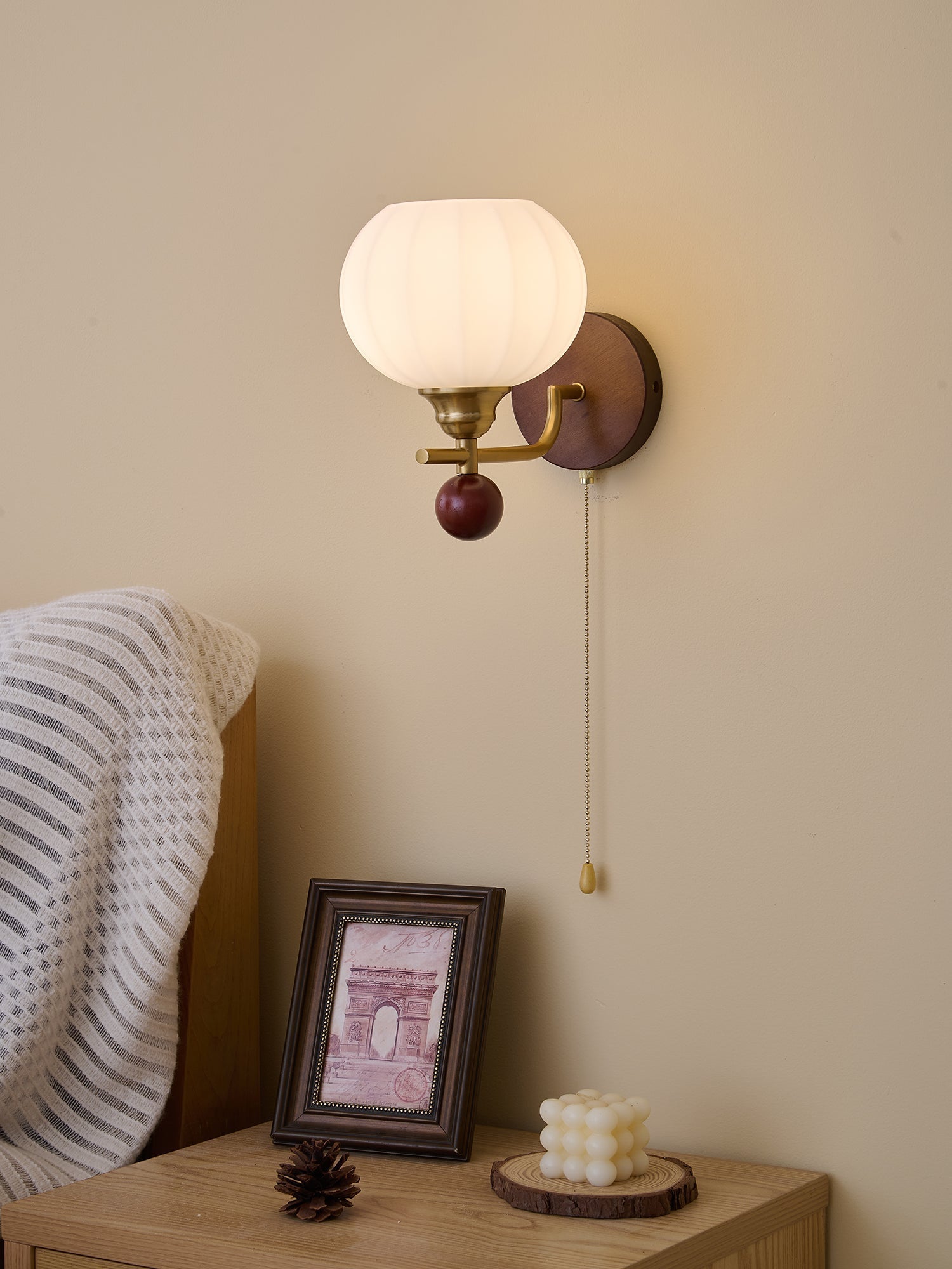 Bobble Premium Nordic Art Crest Glass Wood Wall Lamp - Letslighting