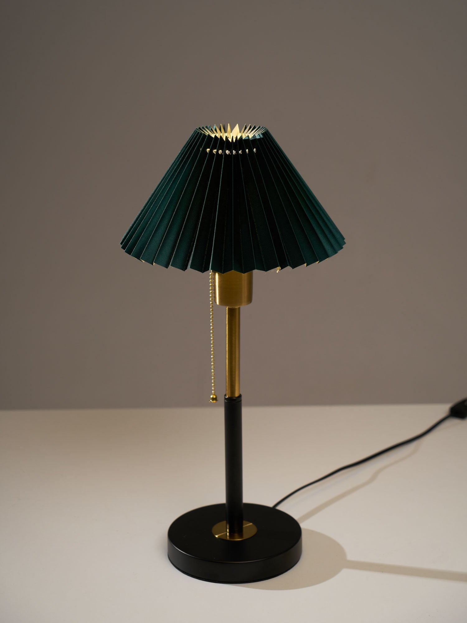 Madison Minimalist Ceramics Table Lamp - Letslighting
