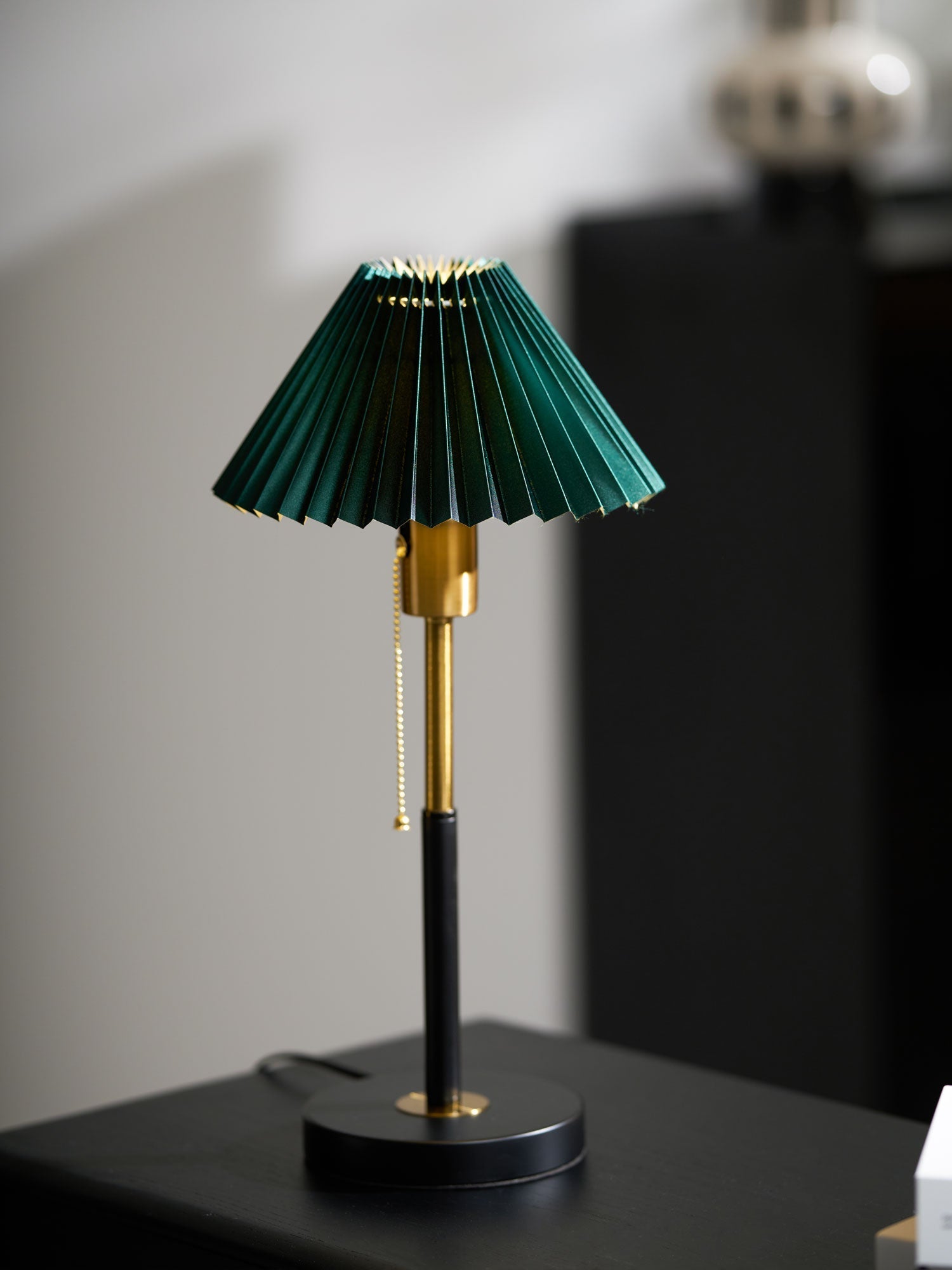 Madison Minimalist Ceramics Table Lamp - Letslighting