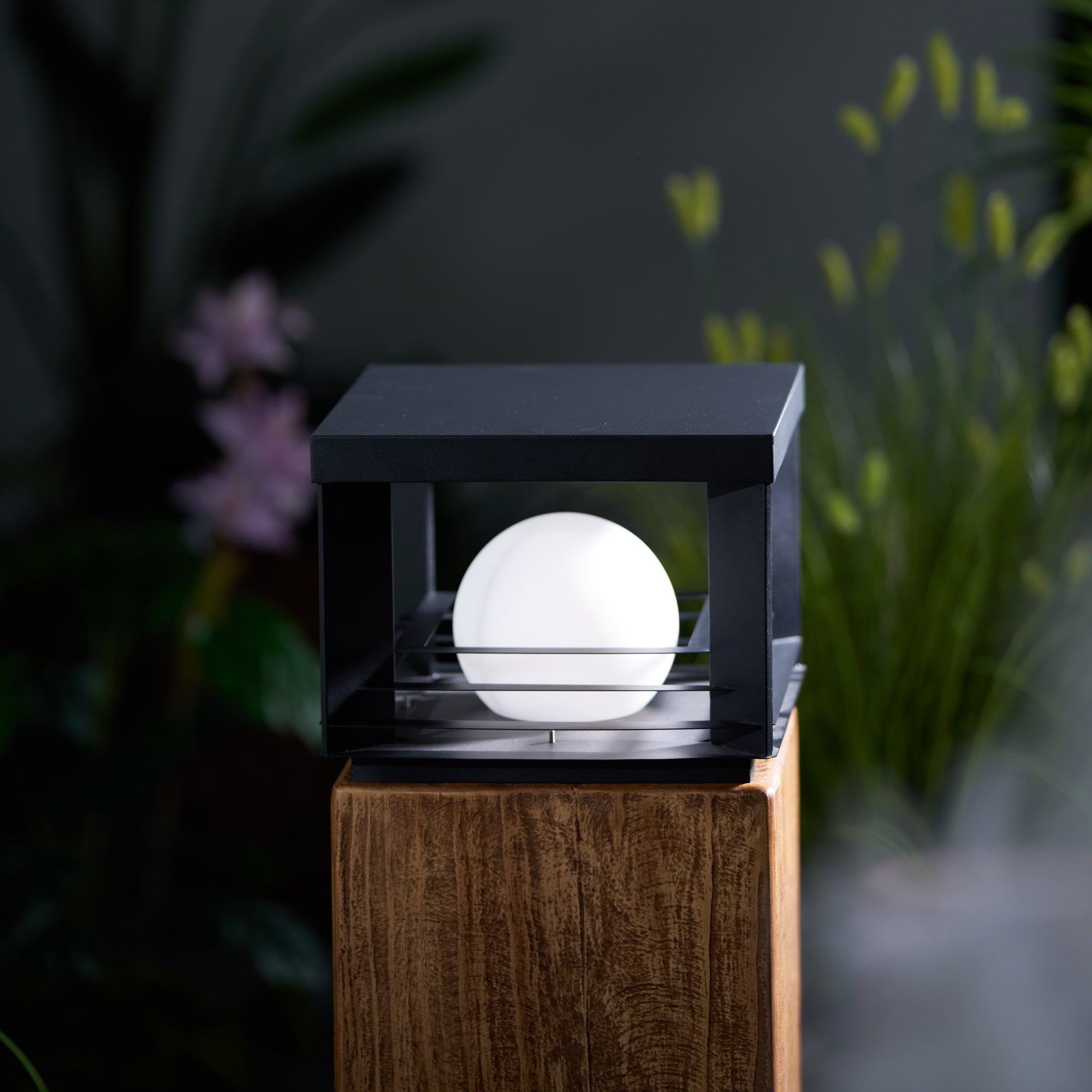Lunar Crate Outdoor Lamp - Letslighting