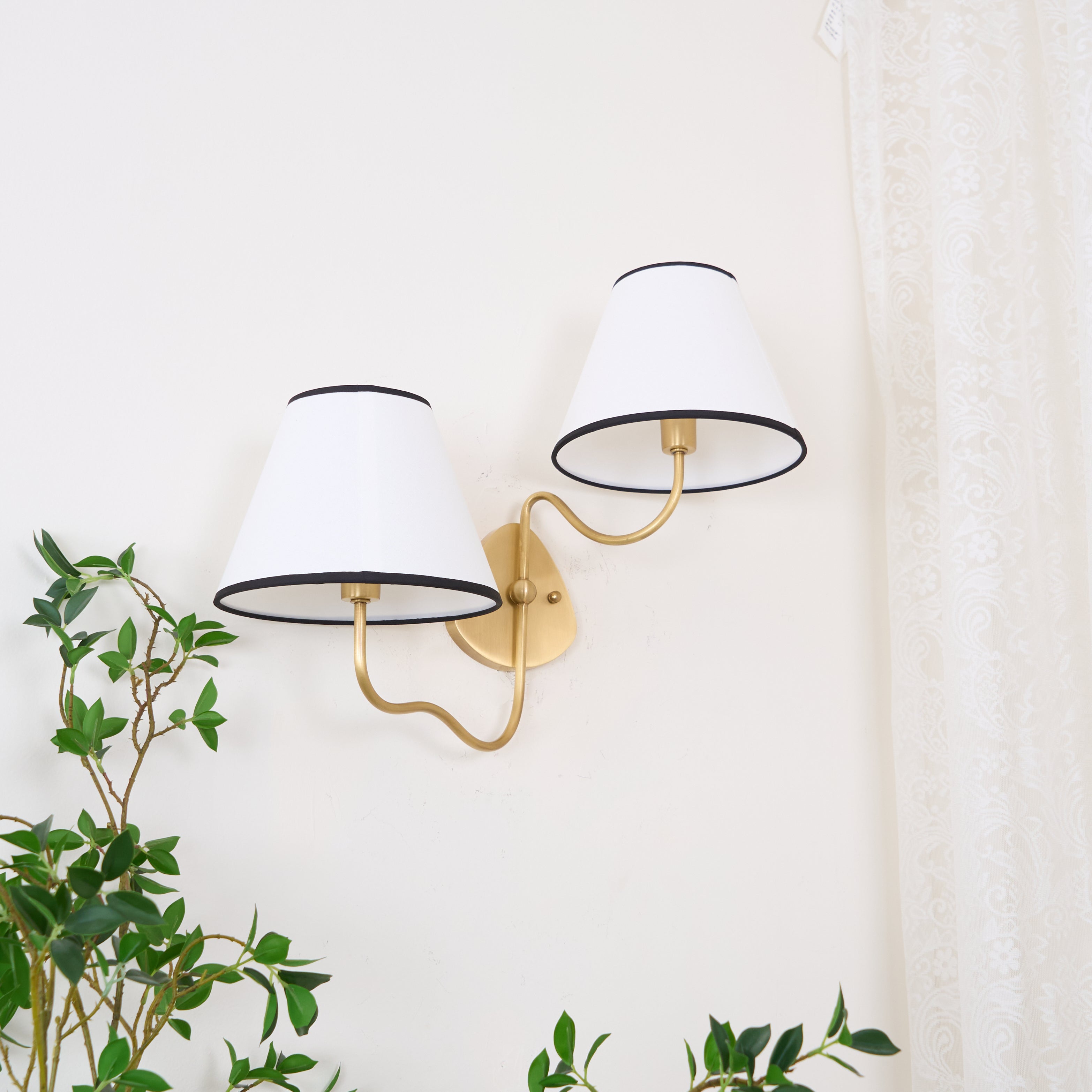 Evynor Vintage Industrial Brass Fabric Wall Lamp - Letslighting