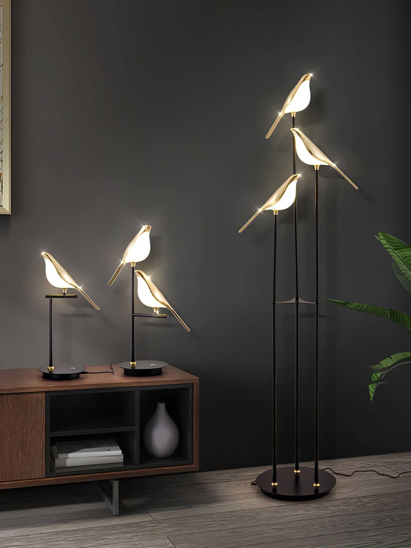 Velare Acrylic Whimsical Table Lamp - Letslighting