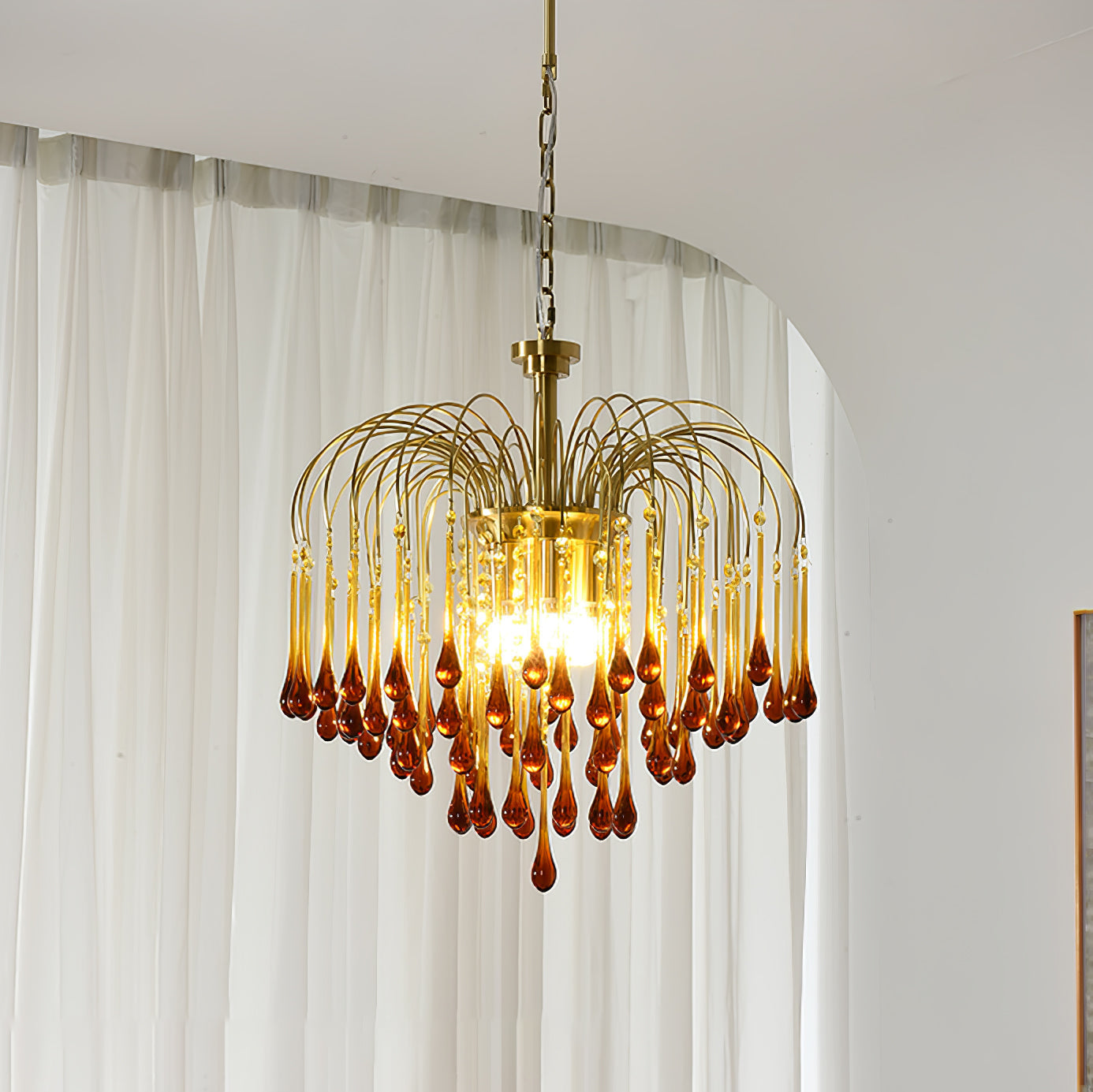 Lustra Chandelier Golden Arms and Crystal - Letslighting