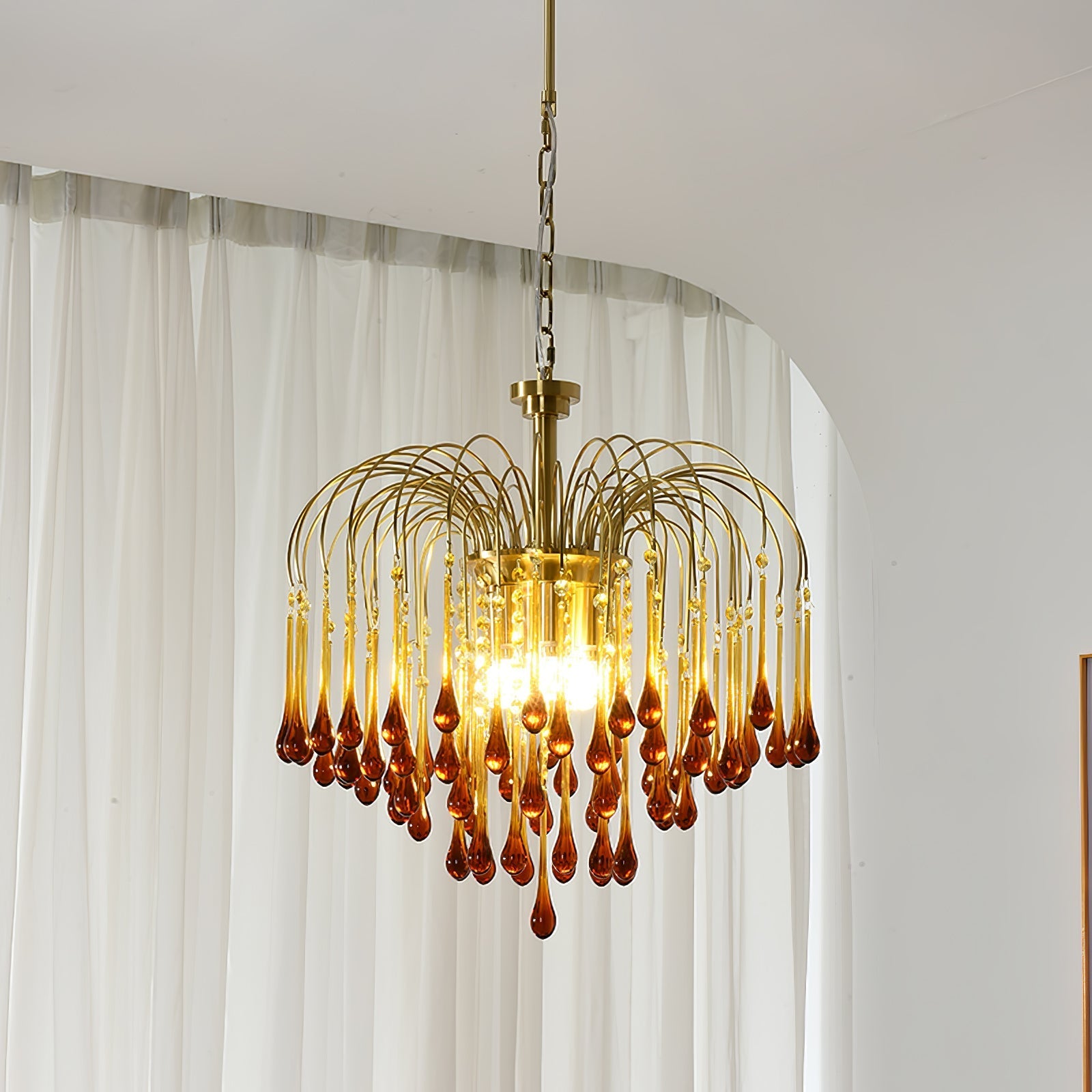 Lustra Chandelier Golden Arms and Crystal - Letslighting